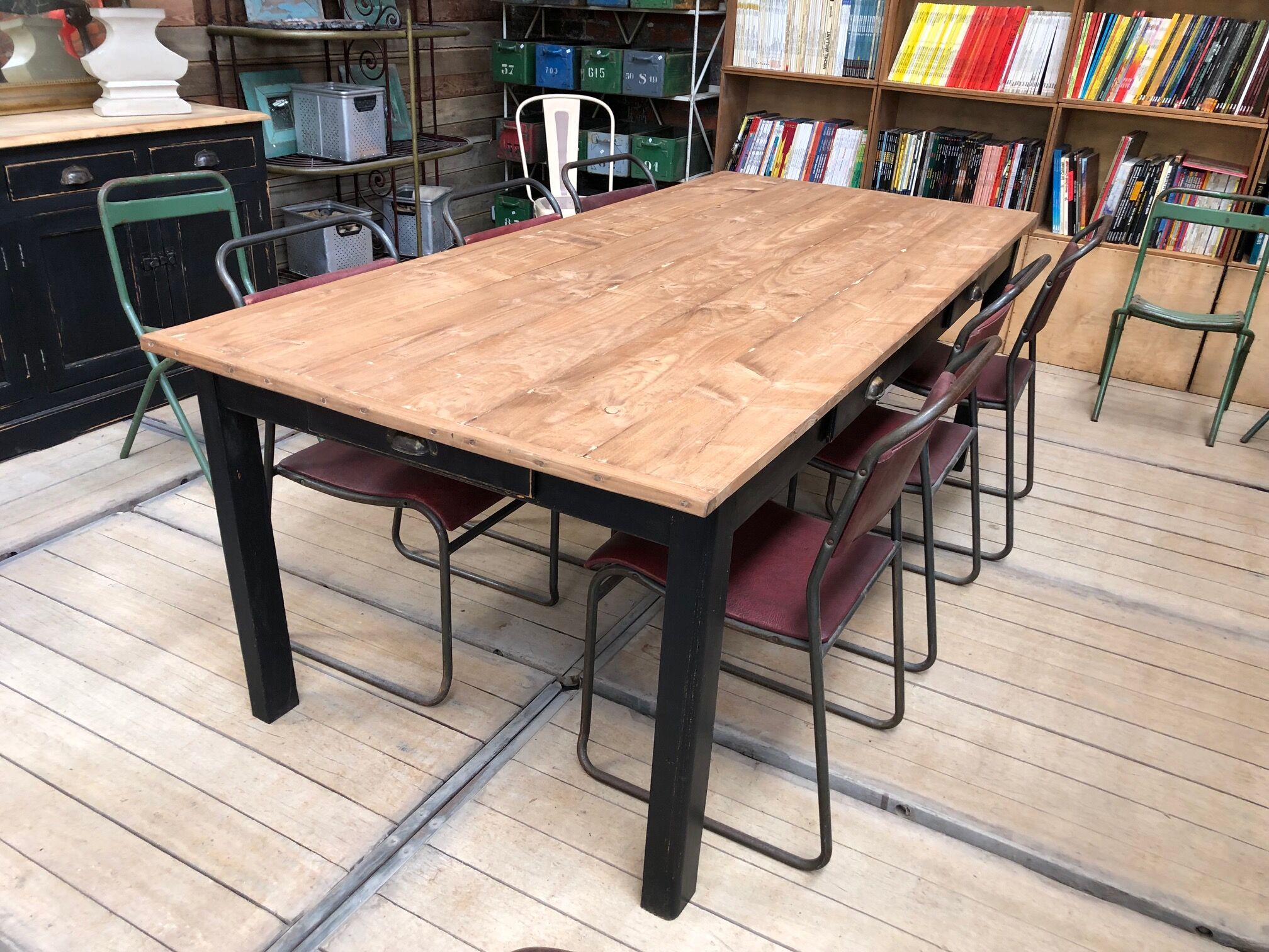 Old community table 6 drawers