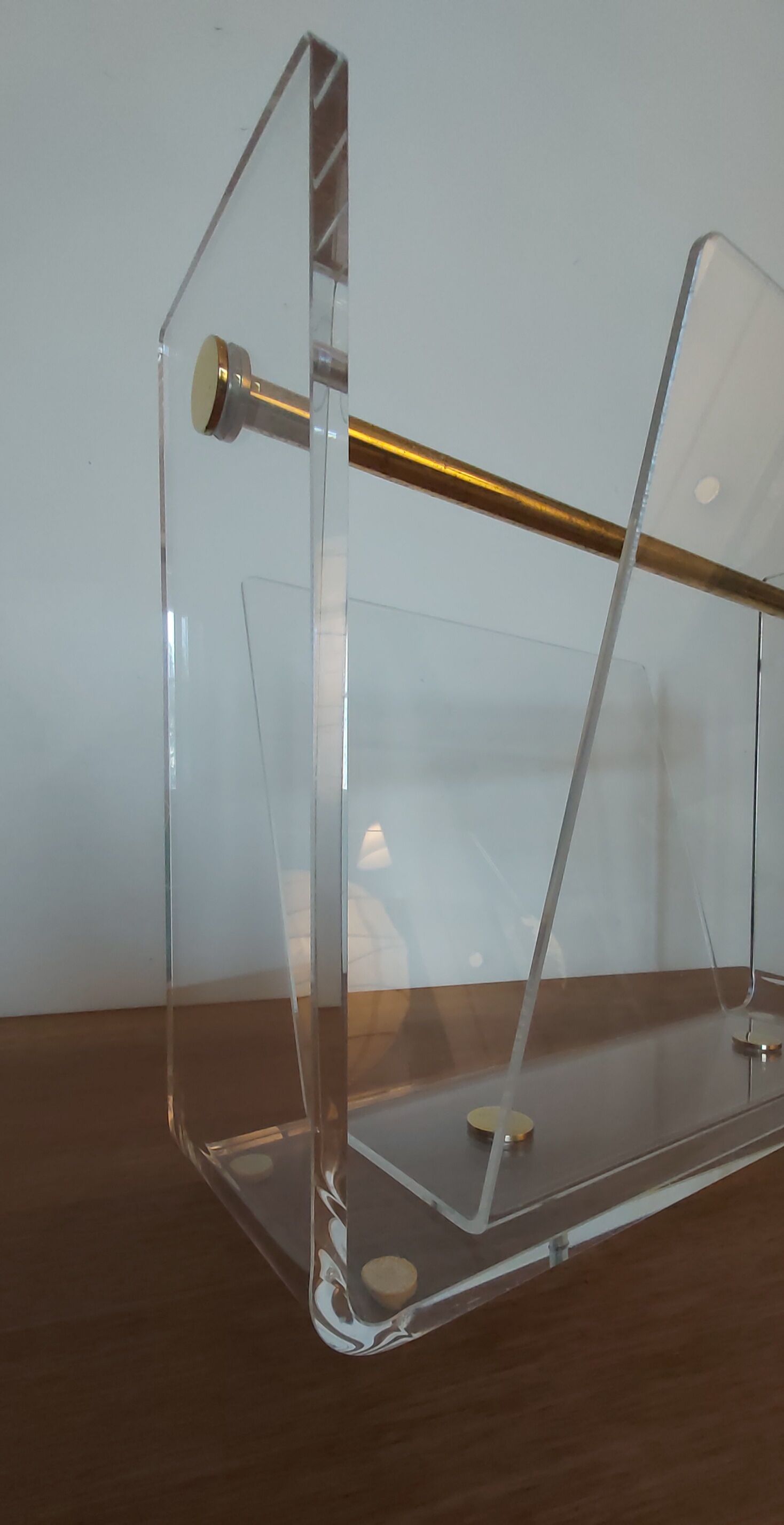 David Lange magazine holder in plexiglas