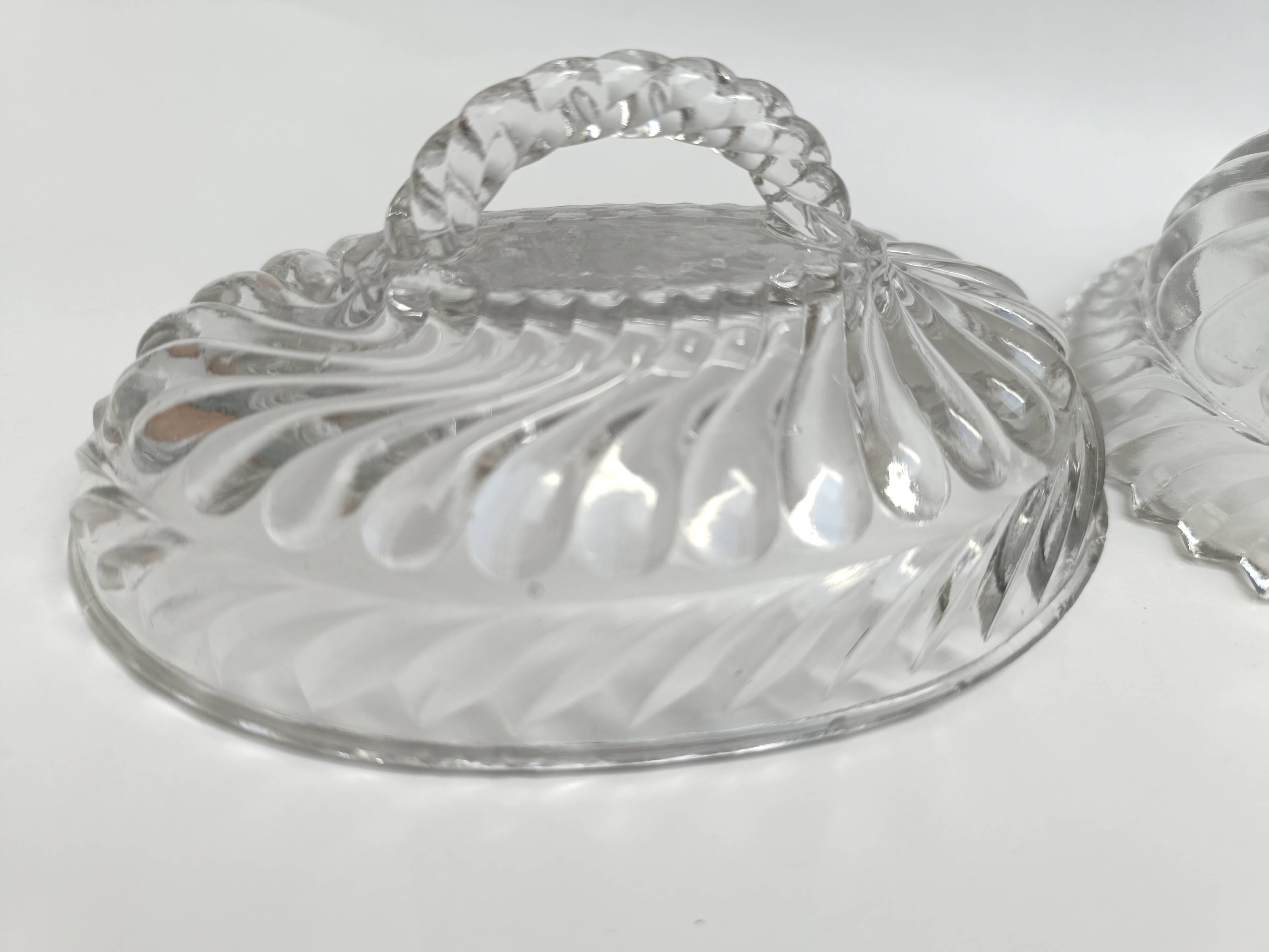 SV glass butter dish