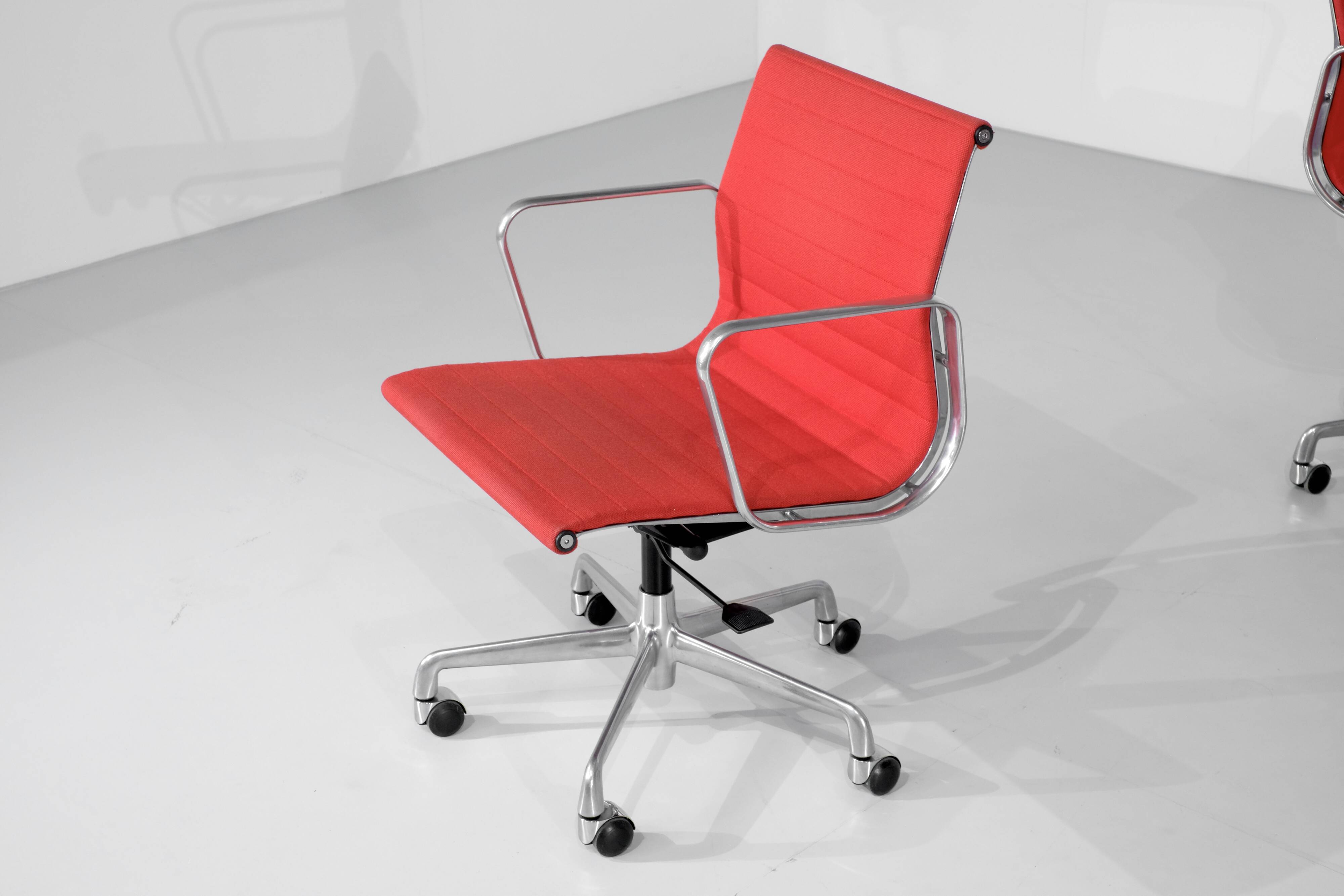 Set of "EA 117" Armchairs by Charles and Ray Eames for ICF USA 1969.