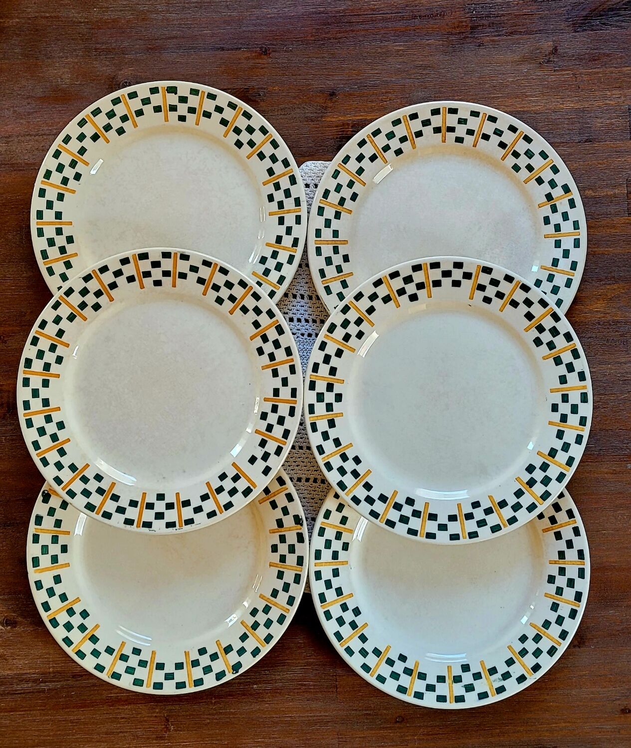 Flat plates Terre de fer Chantilly model
