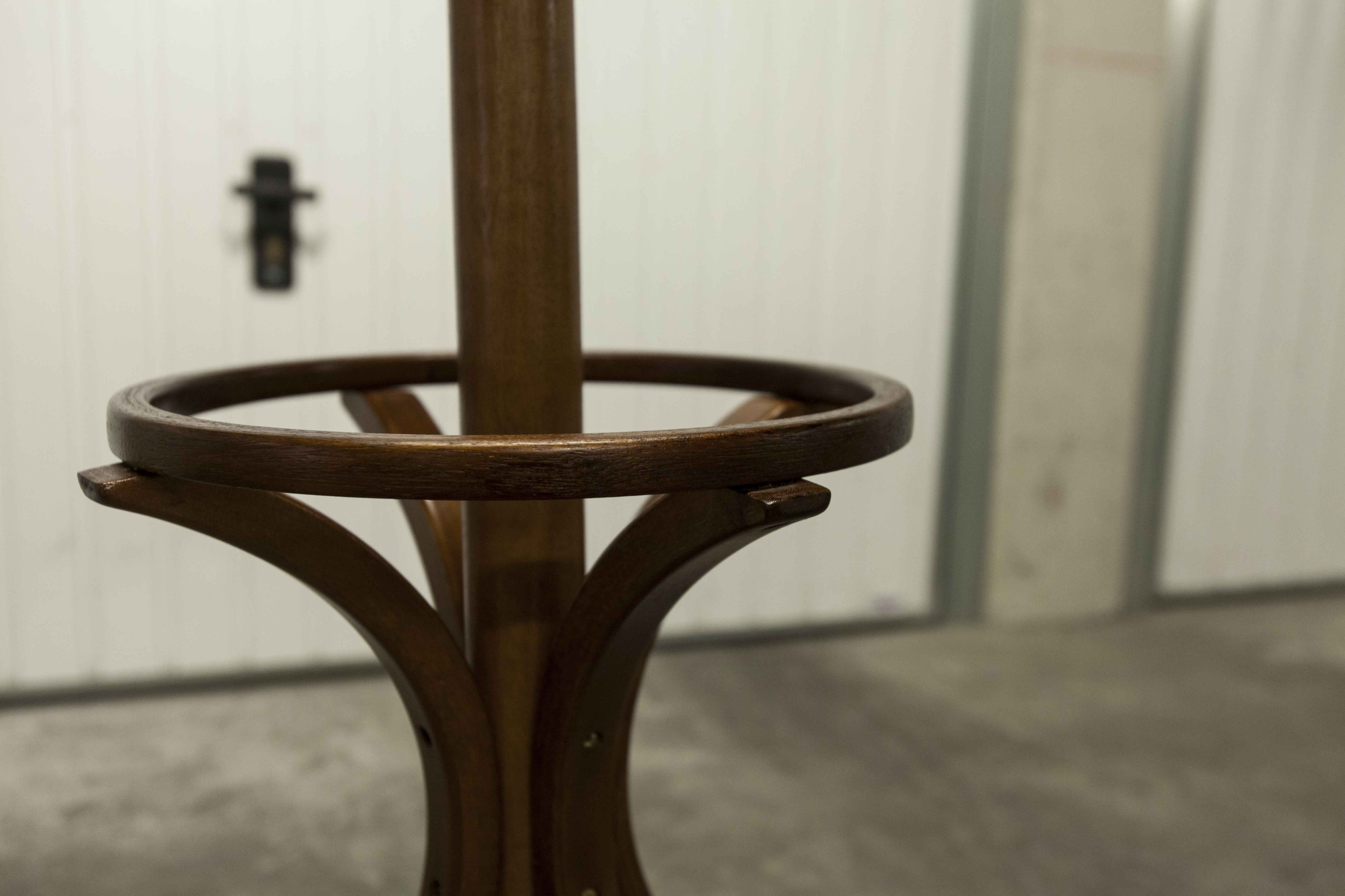 Coat rack rotating parrot Baumann 1960