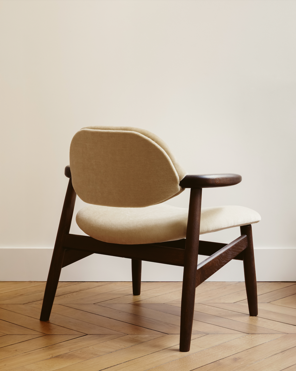 Cornn armchair