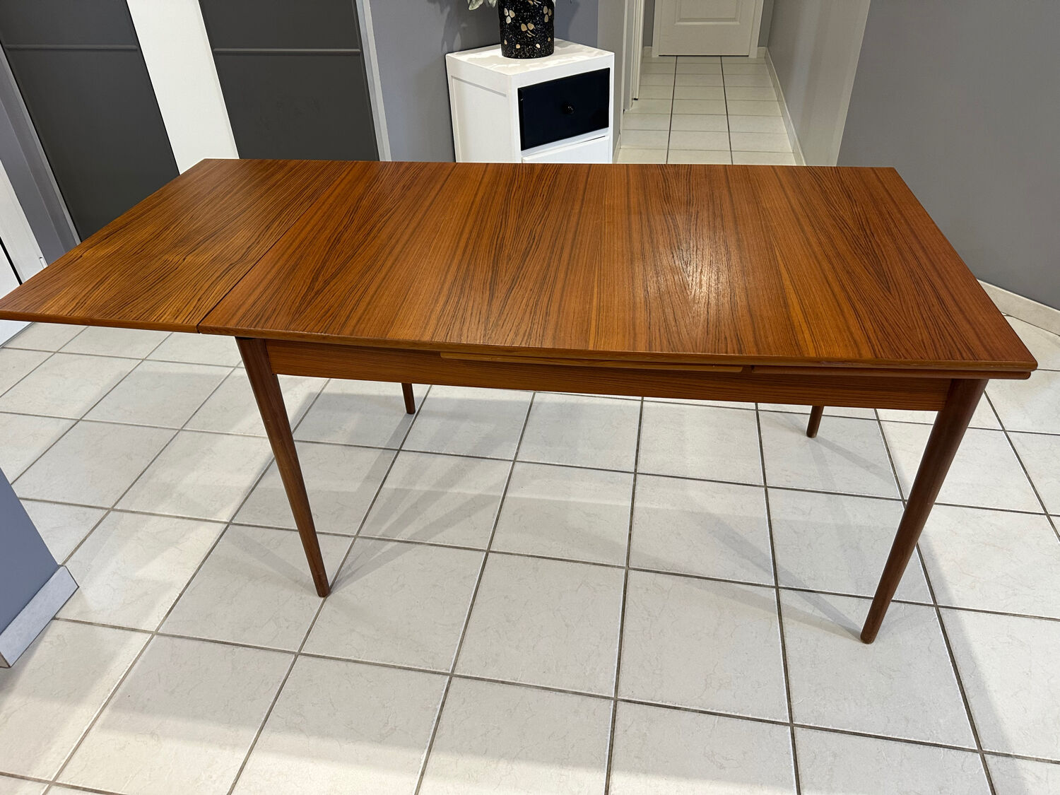 Vintage 1970s extendable Scandinavian teak table