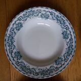 6 mismatched hollow plates Terre de fer