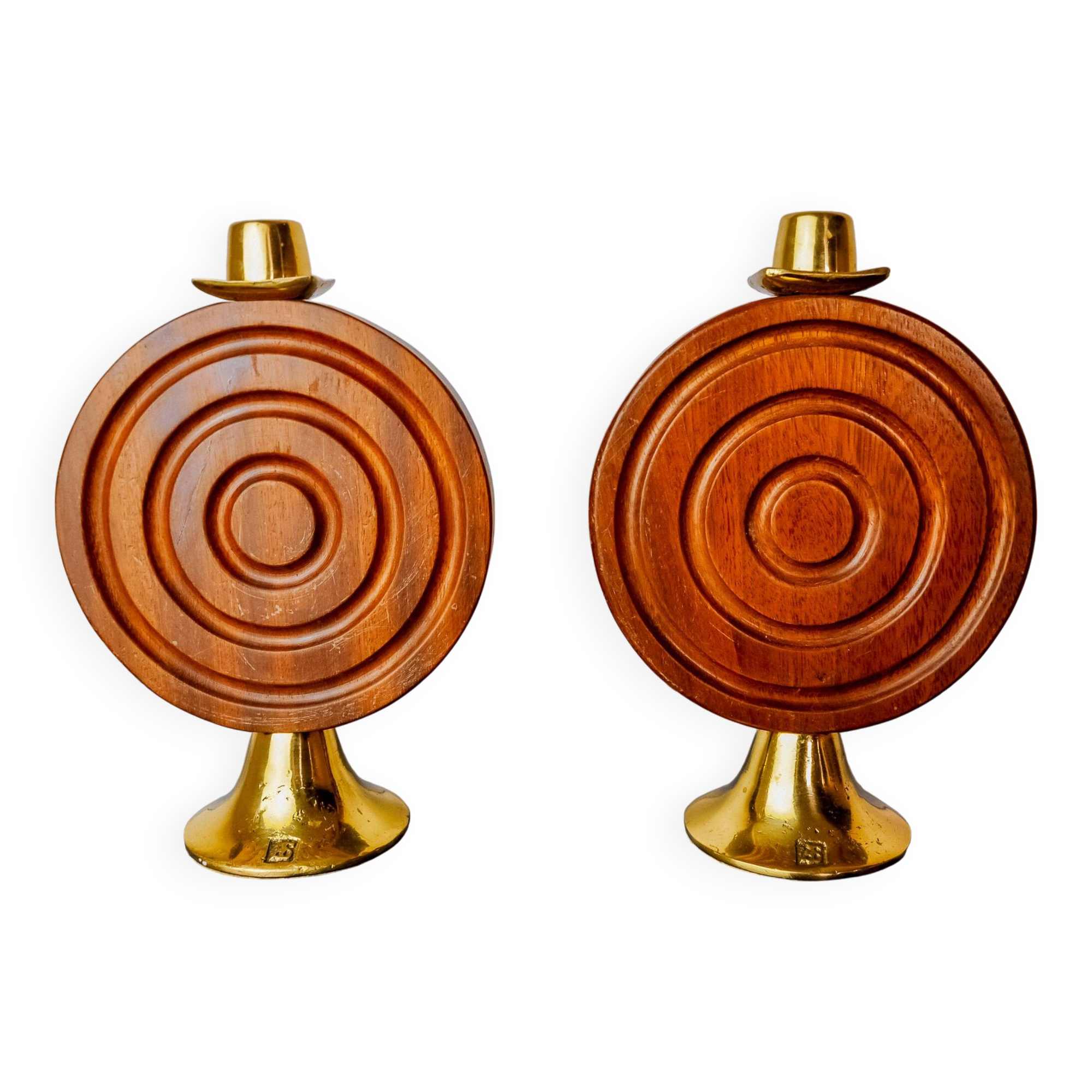 Pair of brutalist candlesticks by Ardisur, bronze and wood, Spain, 1970