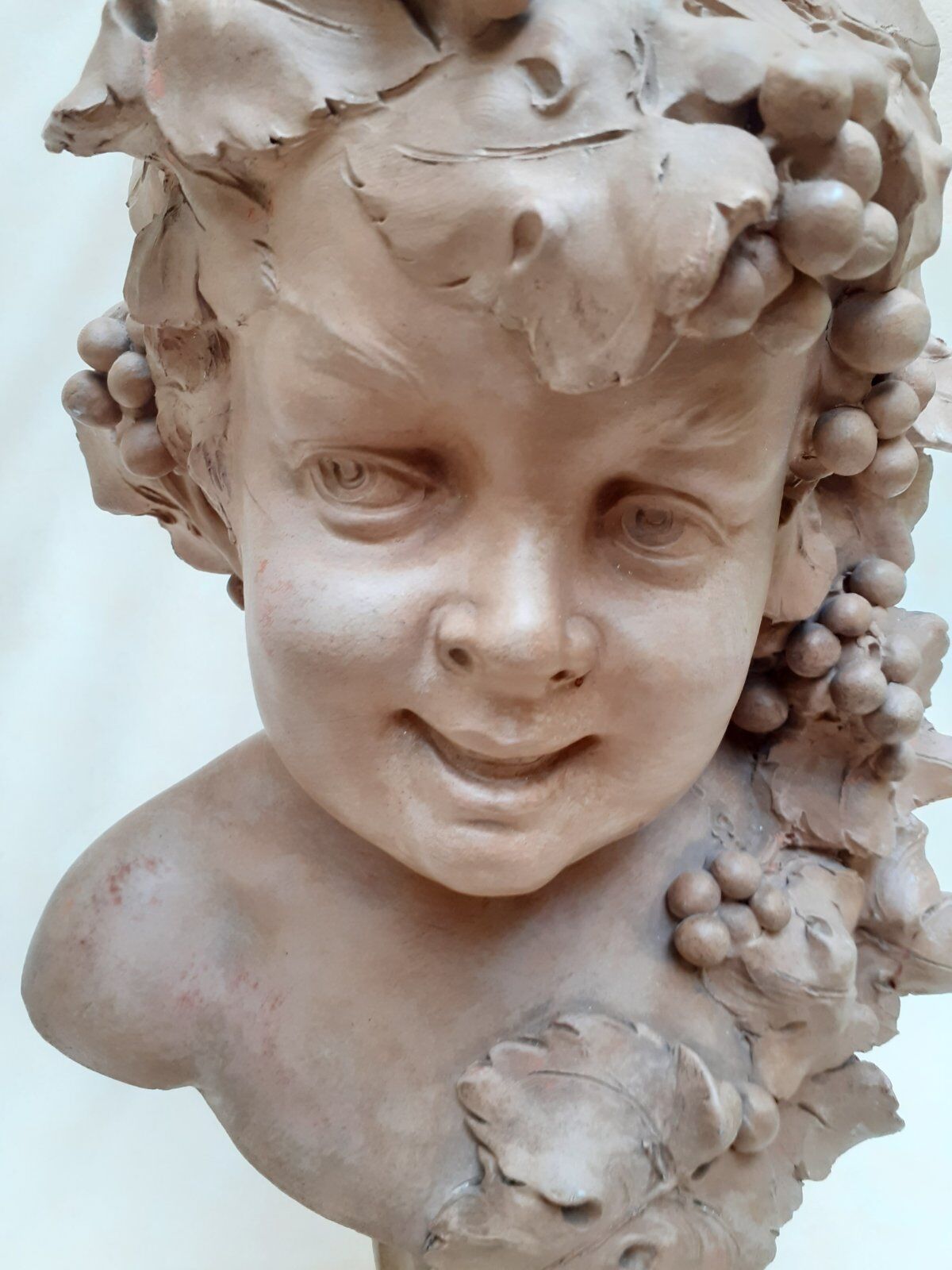 Buste de Bacchus enfant en terre cuite