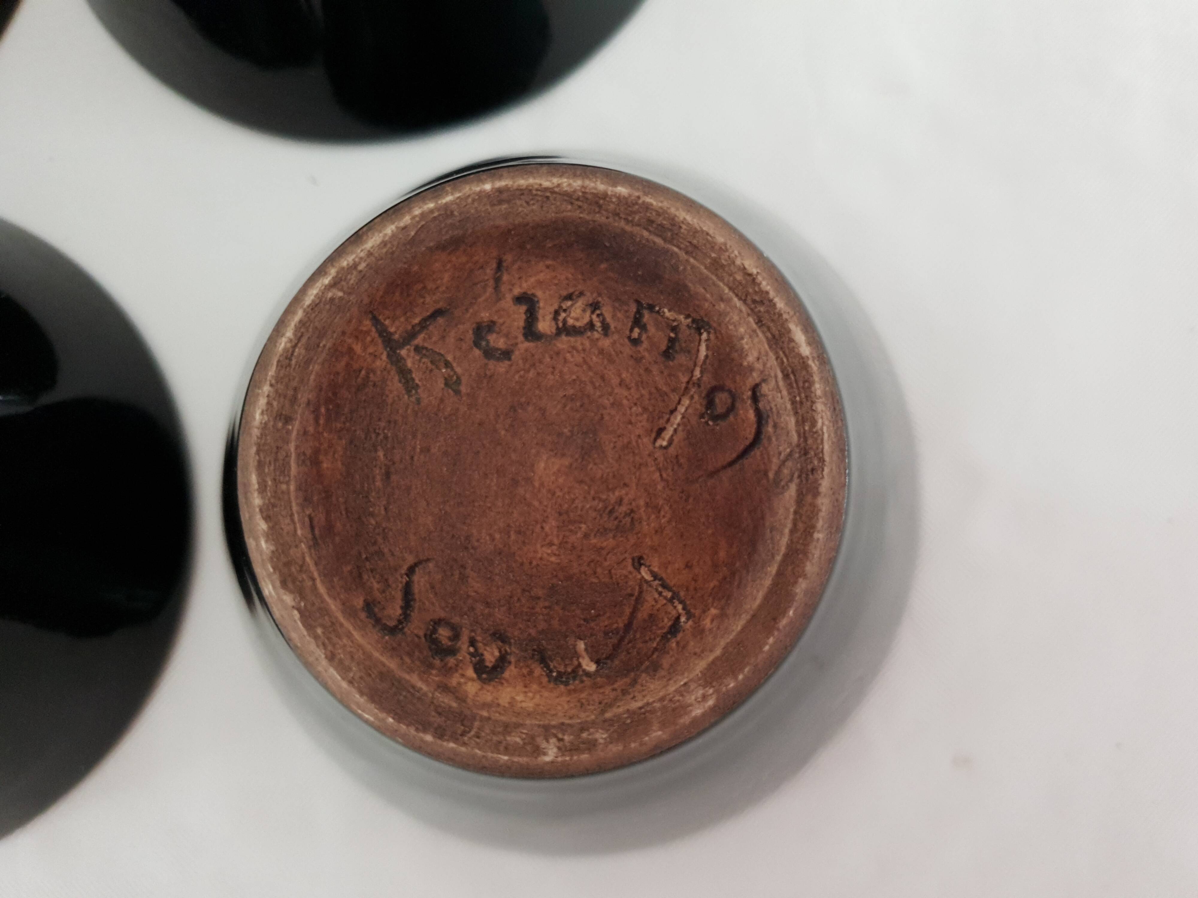 Set of 5 small black & yellow ceramic bowls (Ramekins) signed Kéramos Sèvres