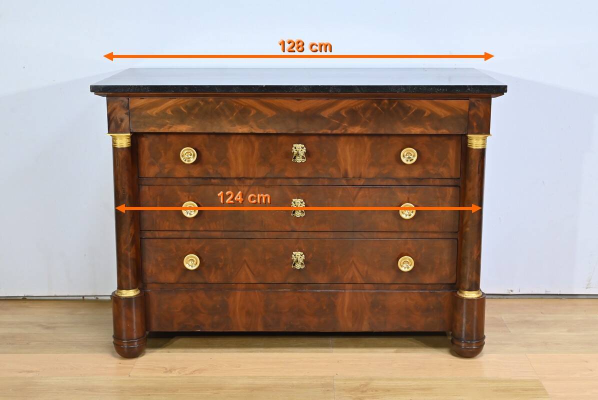 Mahogany chest of drawers, Empire period – Early 19th century