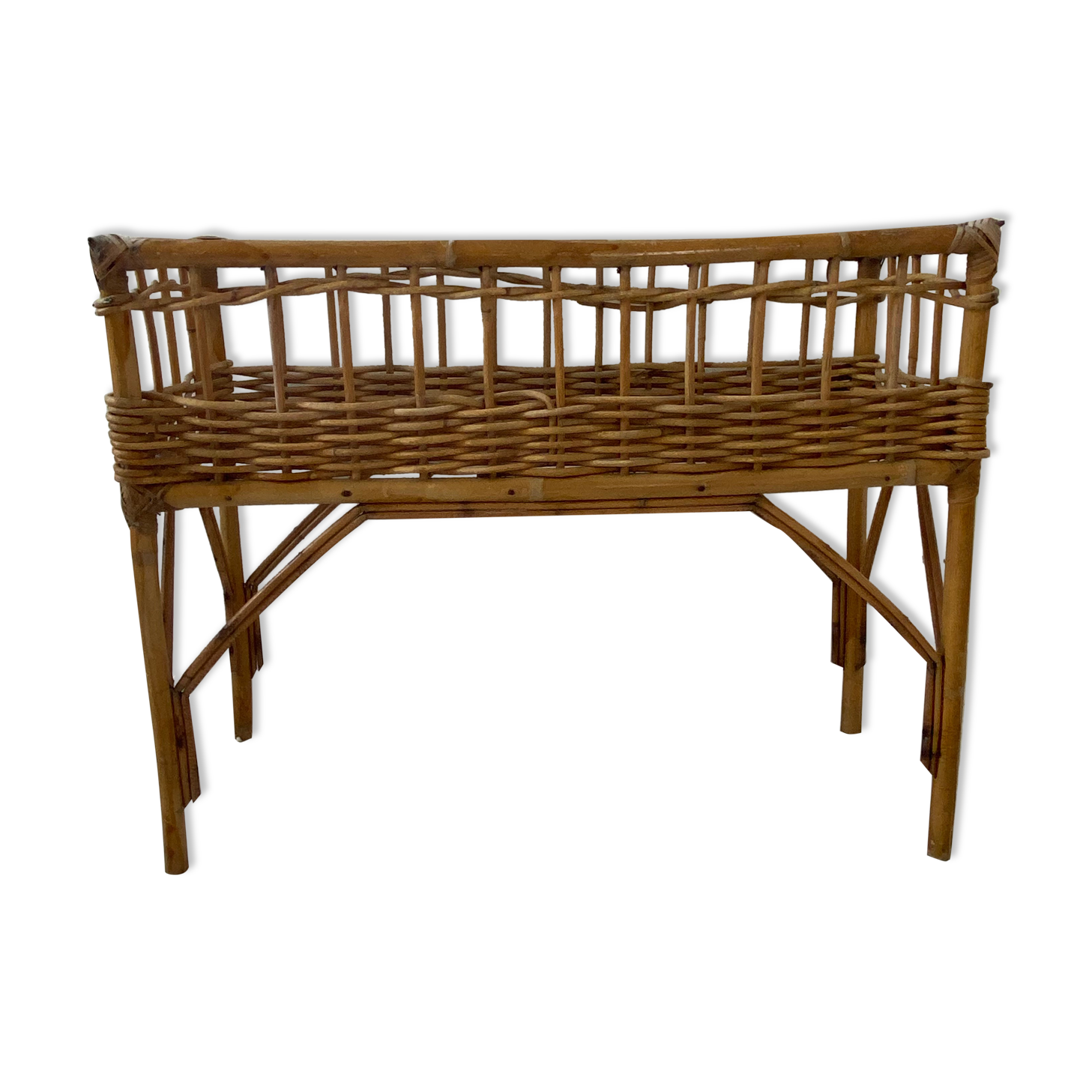 Rattan planter