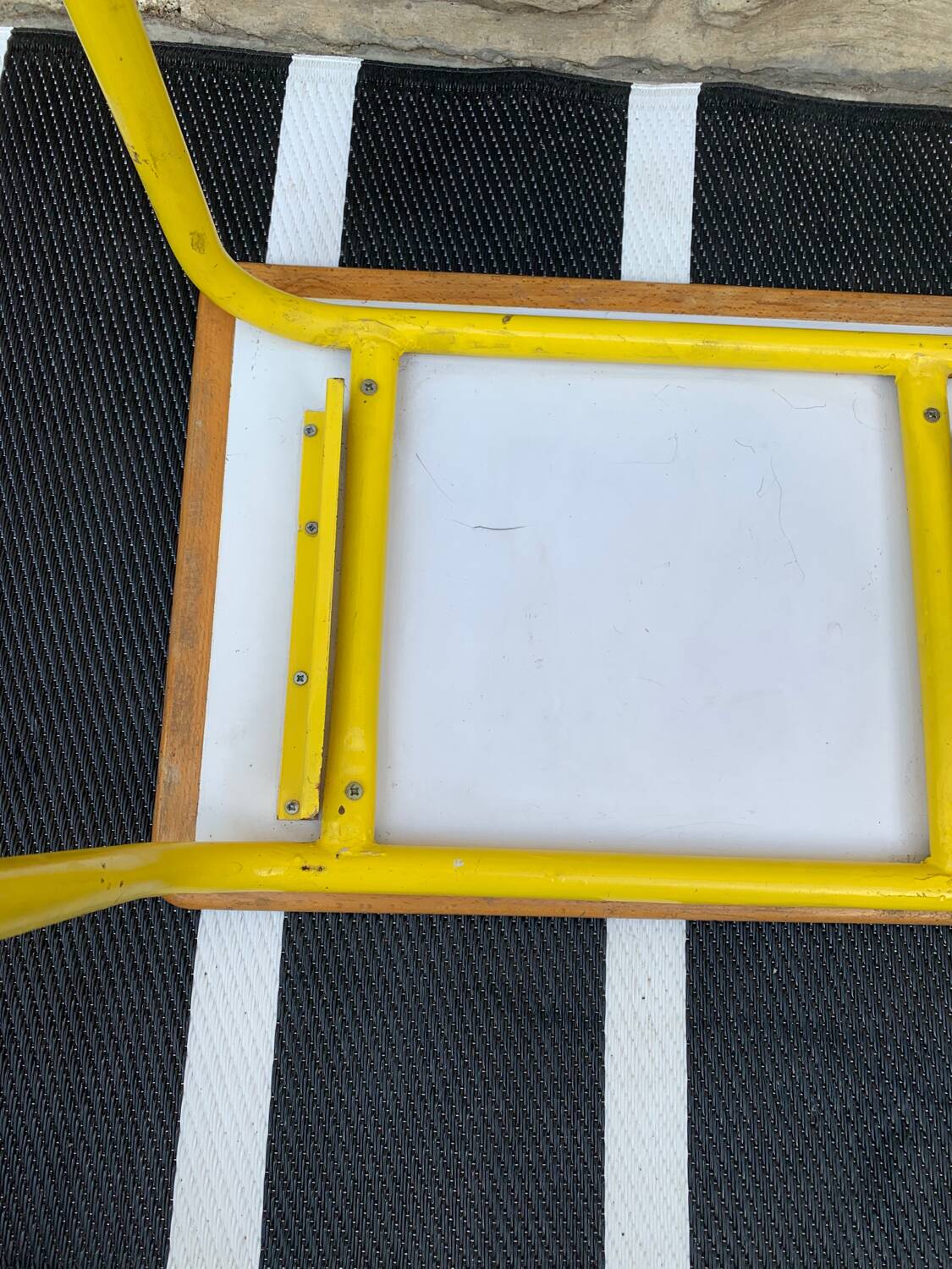 School desk with chair