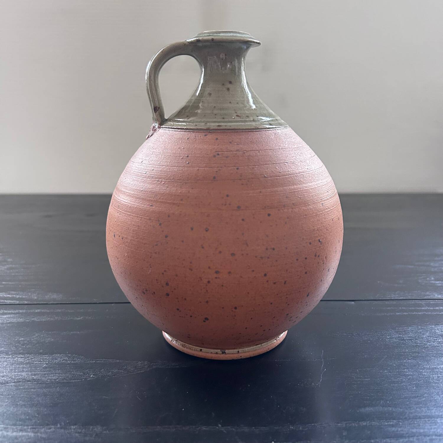 Two-tone stoneware jug