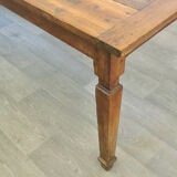 Grande table de ferme Bourguignonne en chêne époque XIX ème pieds fuseaux de forme obélisque
