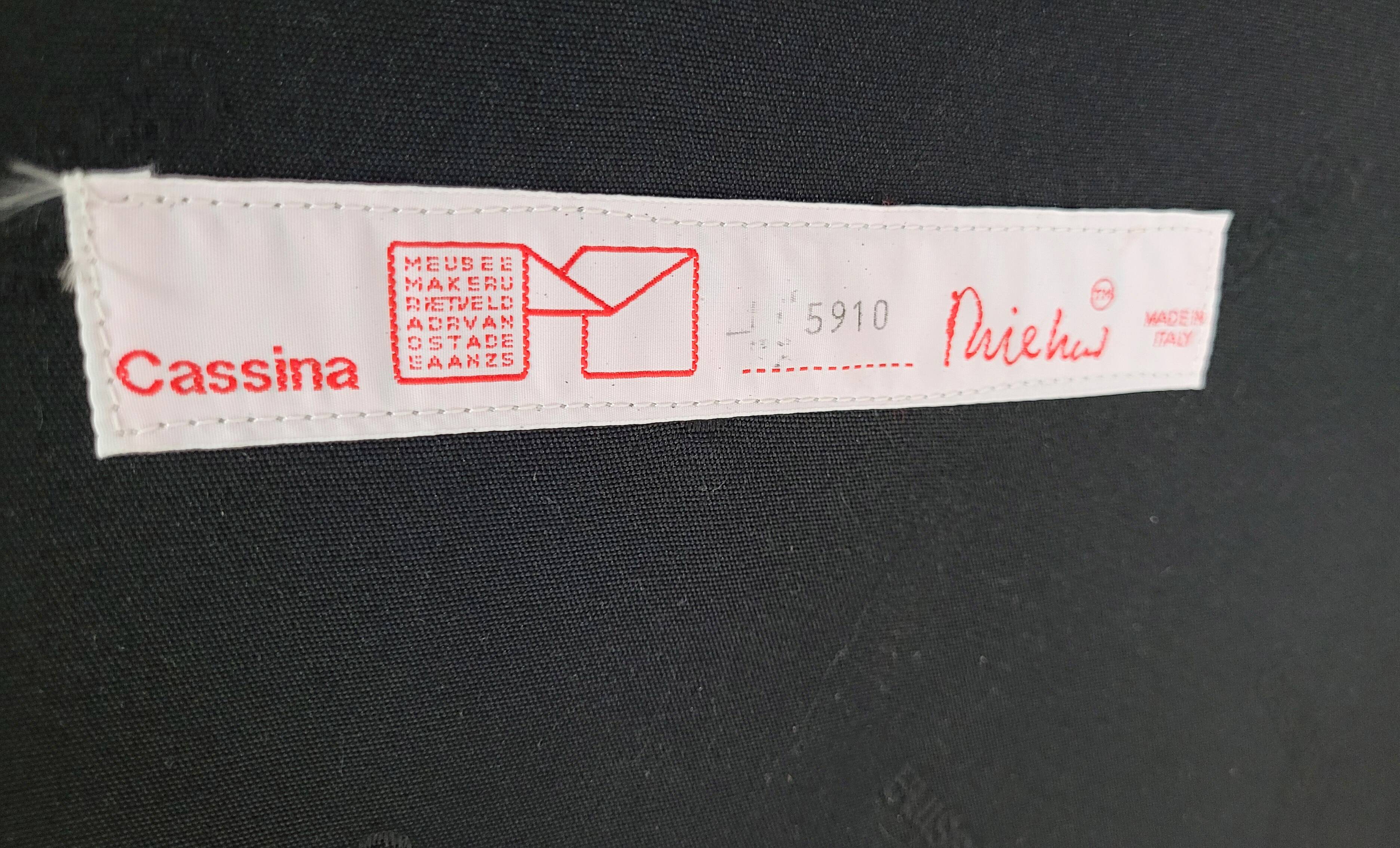 Set of 2 Cassina Utrecht Armchairs – Gerrit Rietveld (1935)