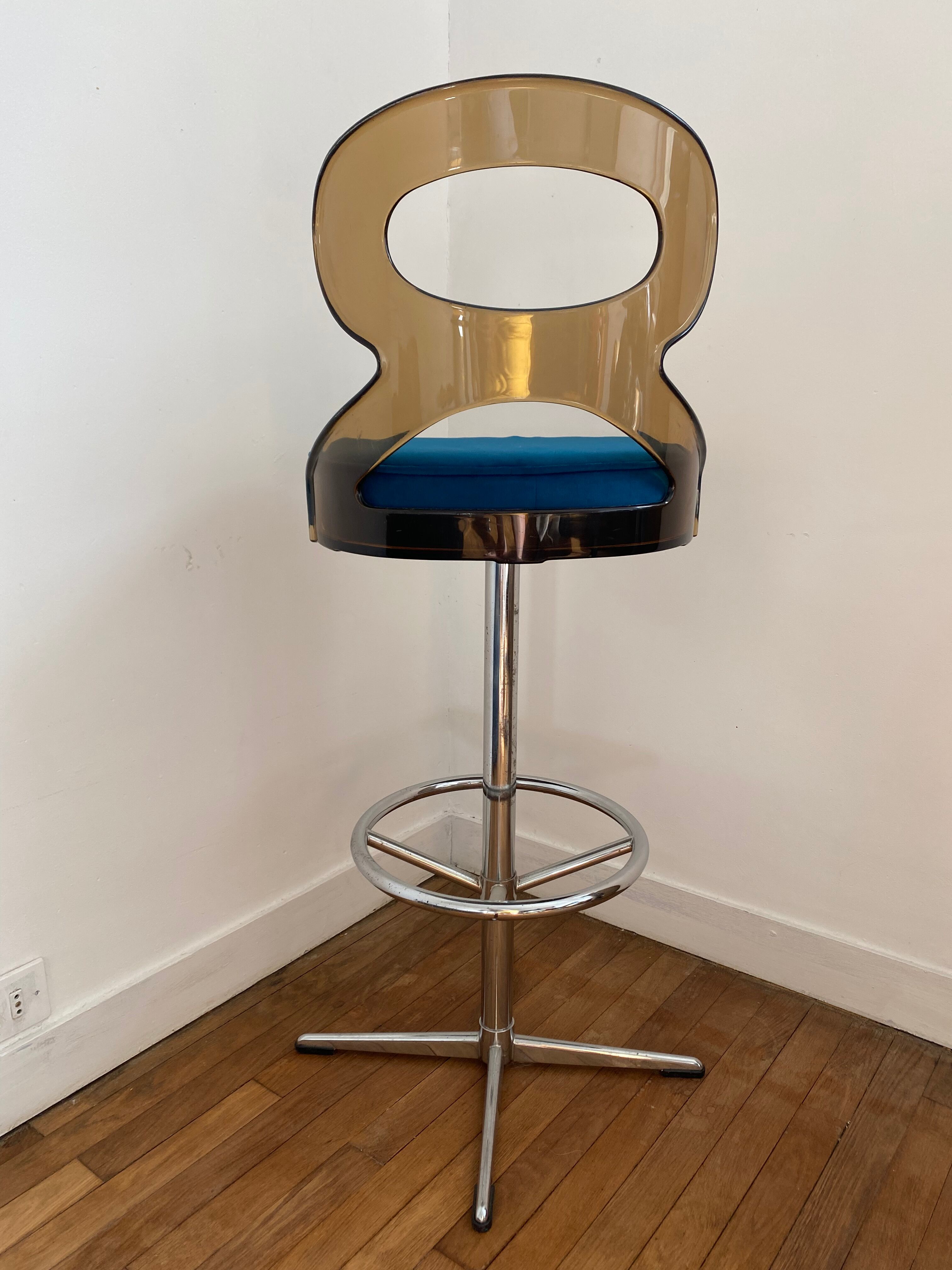 Vintage bar chair 1970