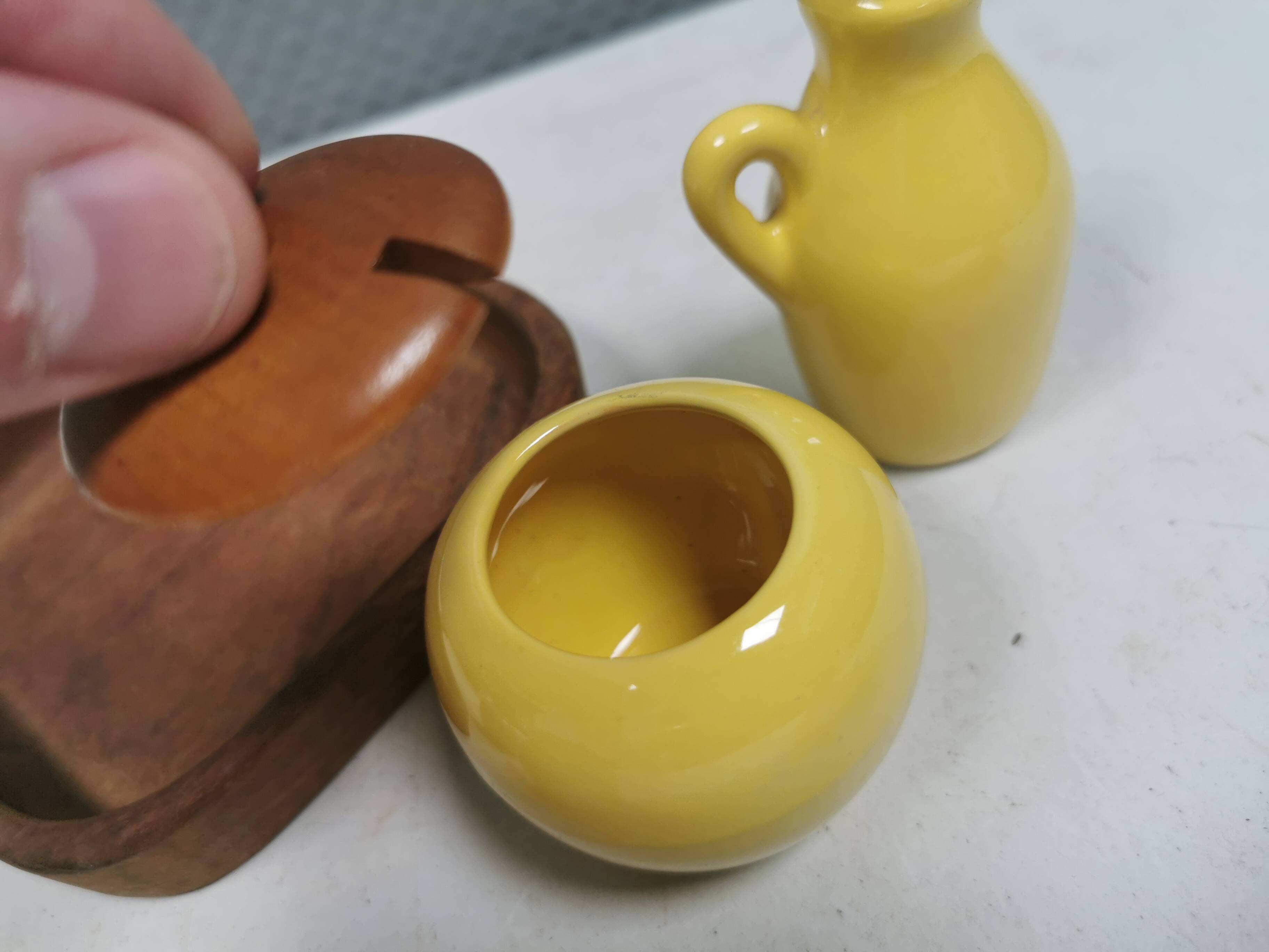 Petit ensemble de table suédois en céramique et bois, années 1980