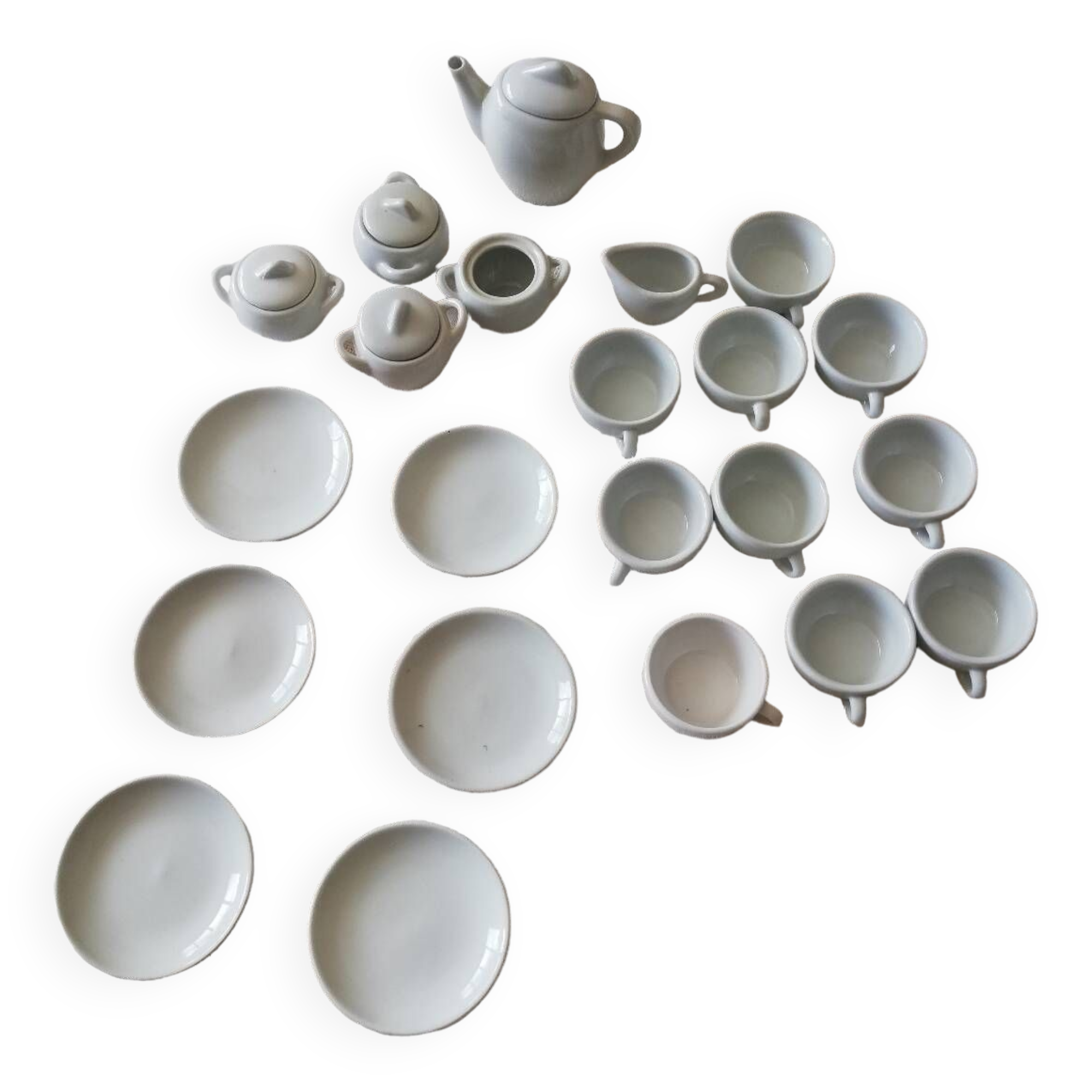 22-piece white porcelain dinner set
