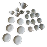 Lot dînette porcelaine blanche 22 pièces