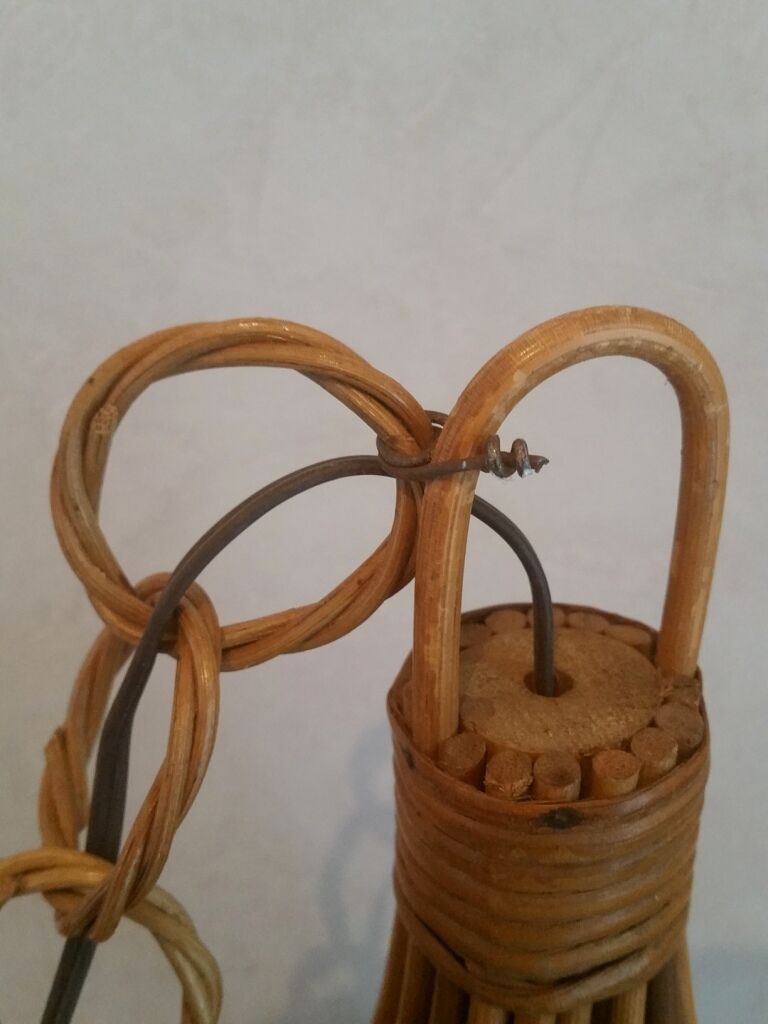 Suspension en rotin