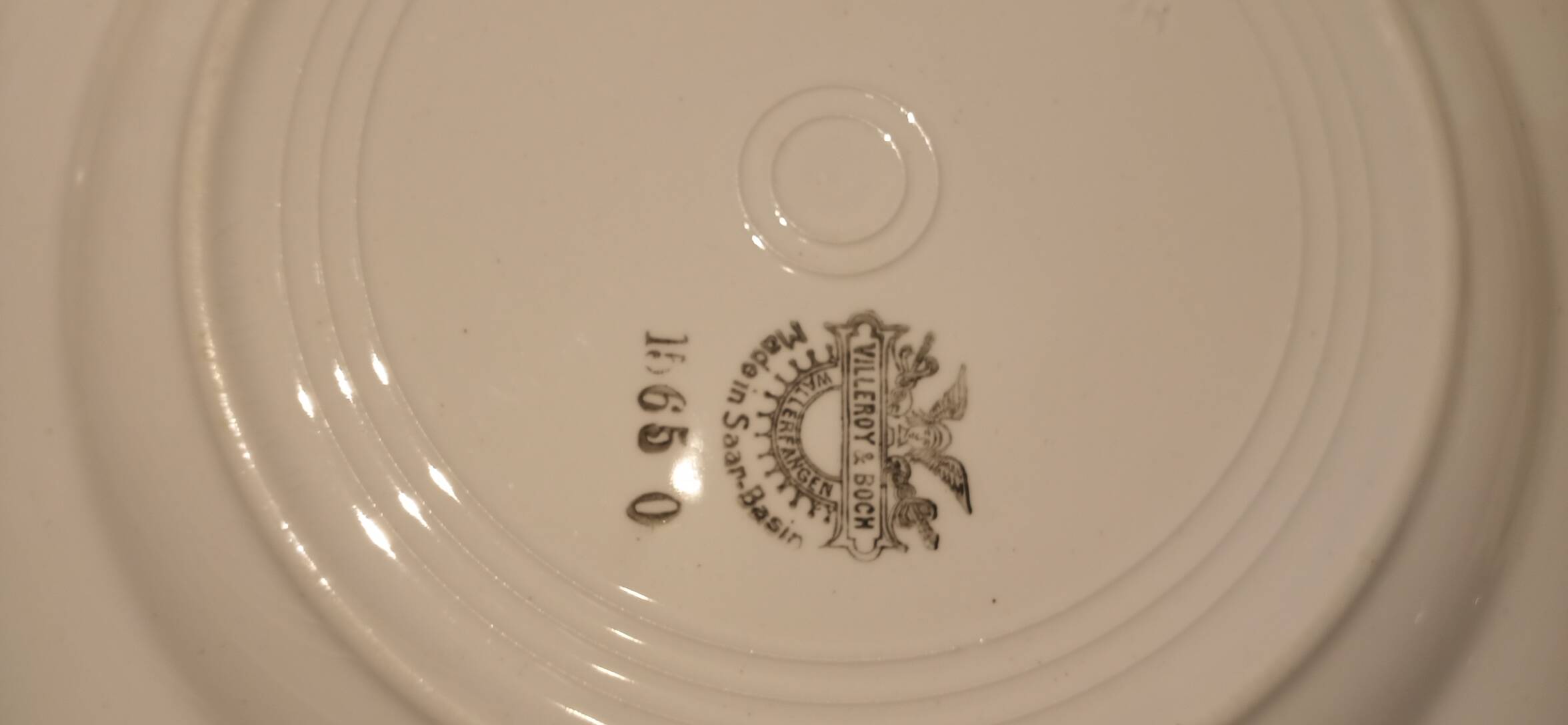 6 small Villeroy & Boch art-deco plates
