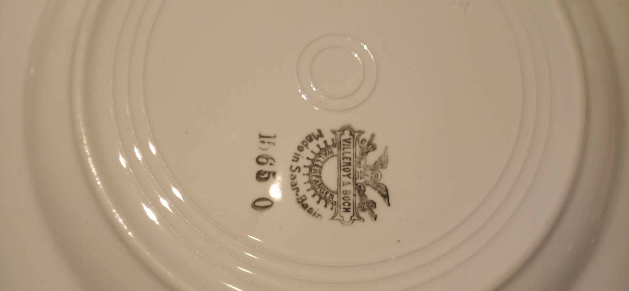 6 small Villeroy & Boch art-deco plates
