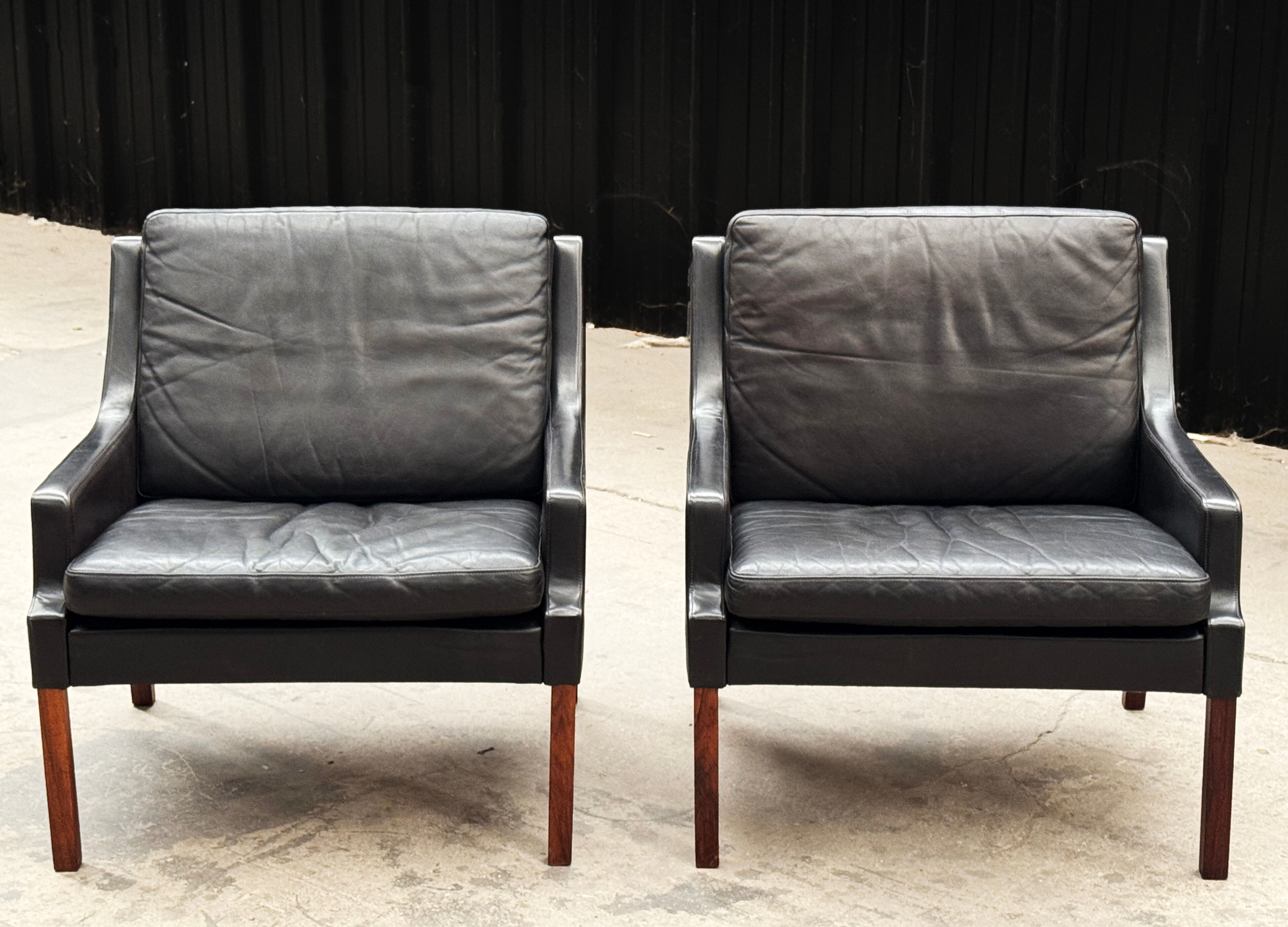 Canapé et 2 fauteuils scandinaves en cuir