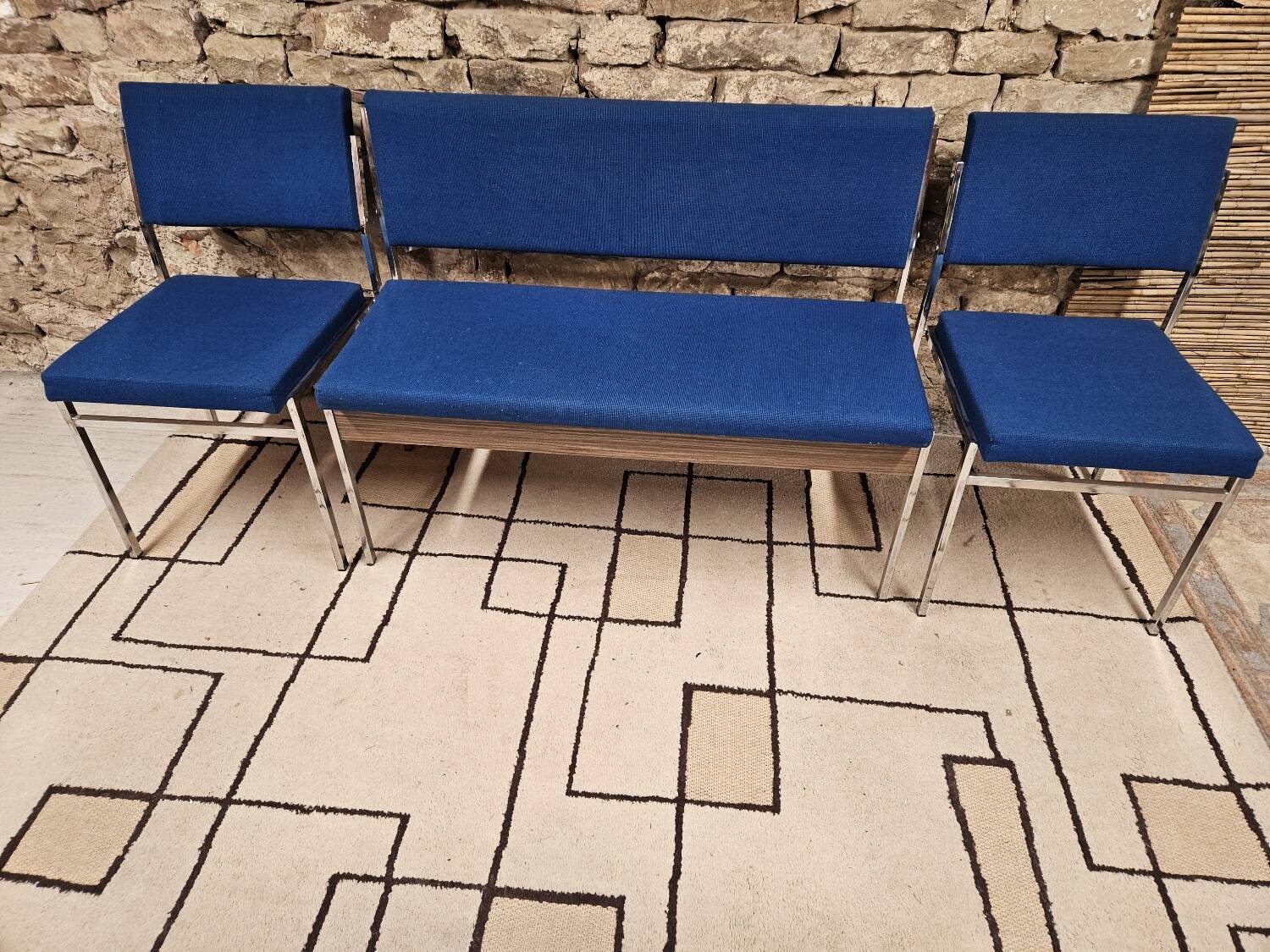 Bench and its two vintage chairs 1970