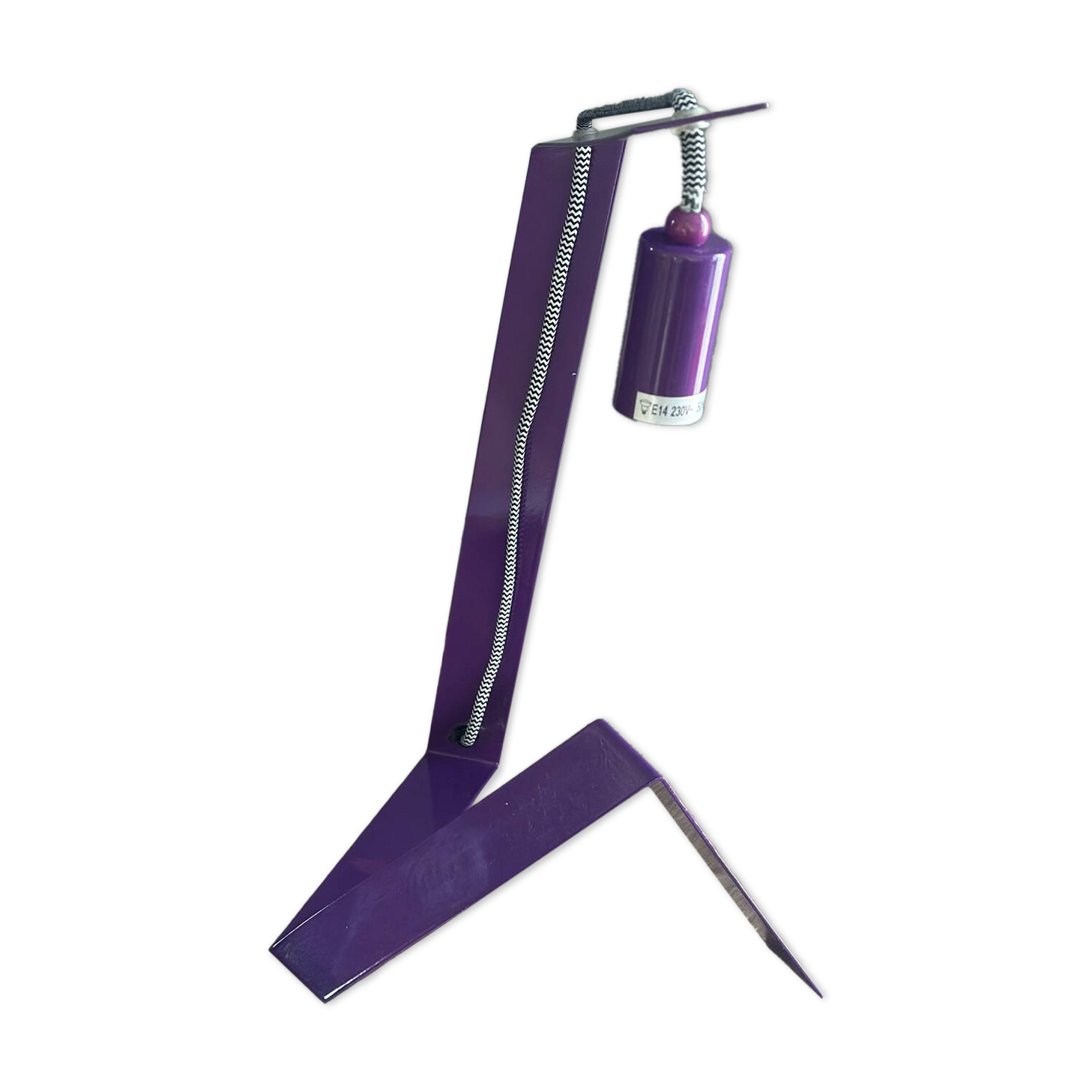 Agemob purple desk lamp in vintage Memphis style from the 80s and 90s.
