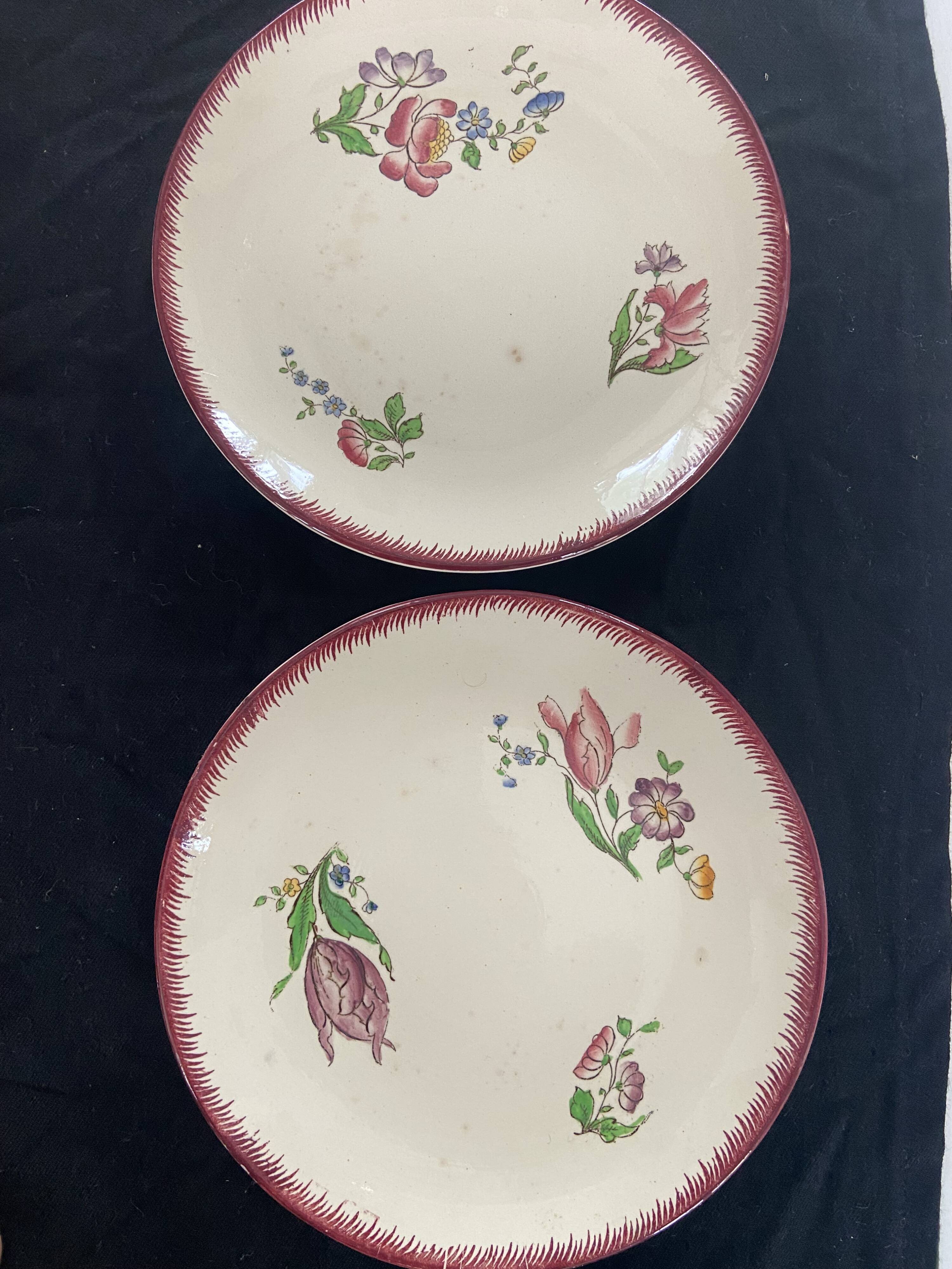 12 Digoin Sarreguemines "Strasbourg" pattern dinner plates