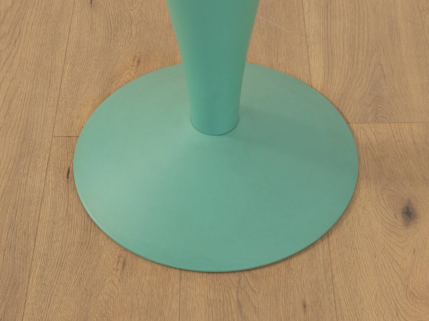 Table bistro miss balū, philippe starck pour kartell