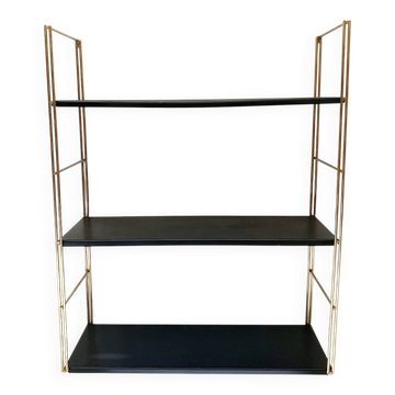 Wall shelf