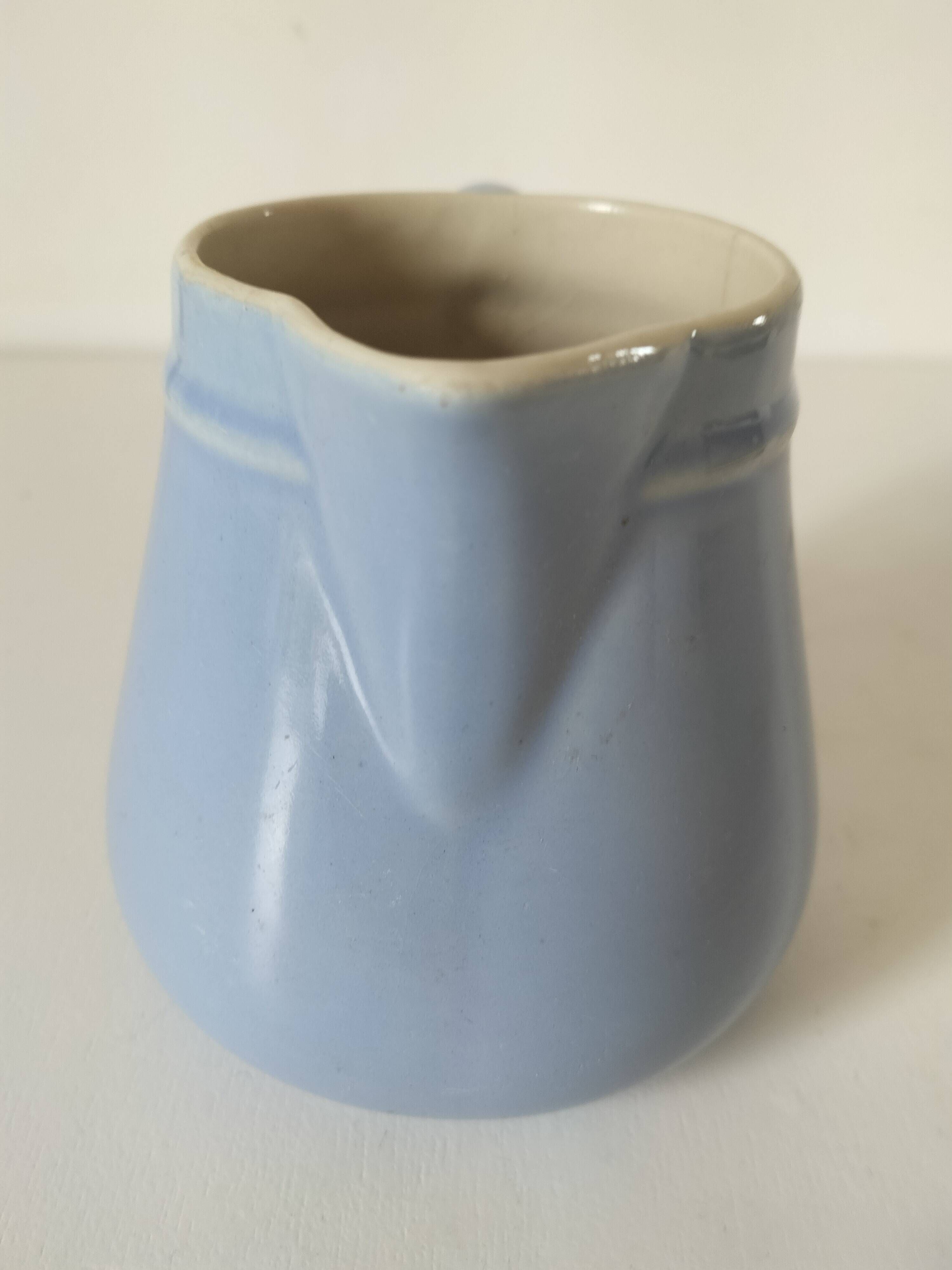 Duo of pastel ceramic milk jugs – Lavender blue & vintage cream