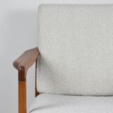 Fauteuil bouclé original Baczyk, restauré, blanc, teck