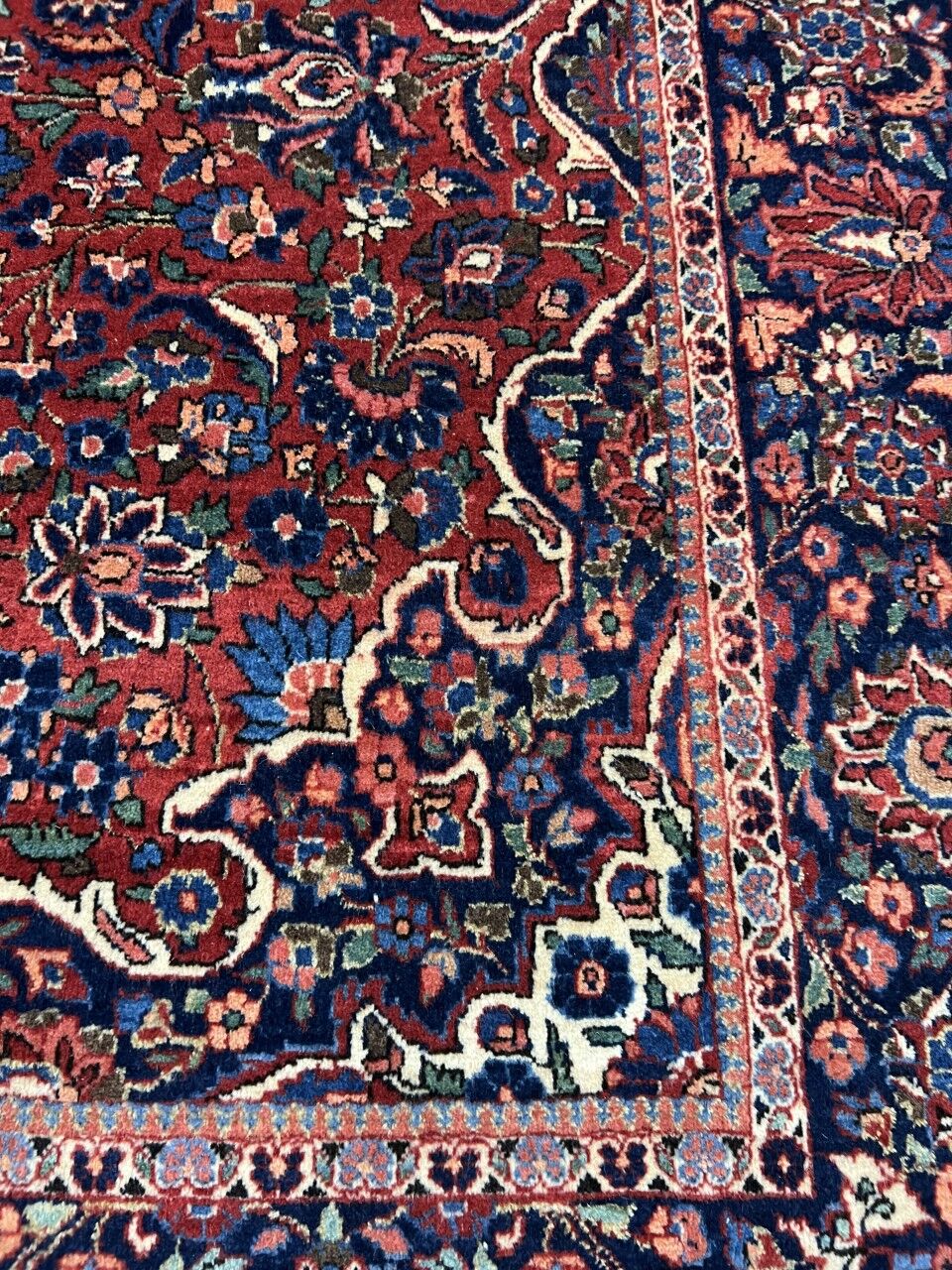 Oriental rug 206x129cm