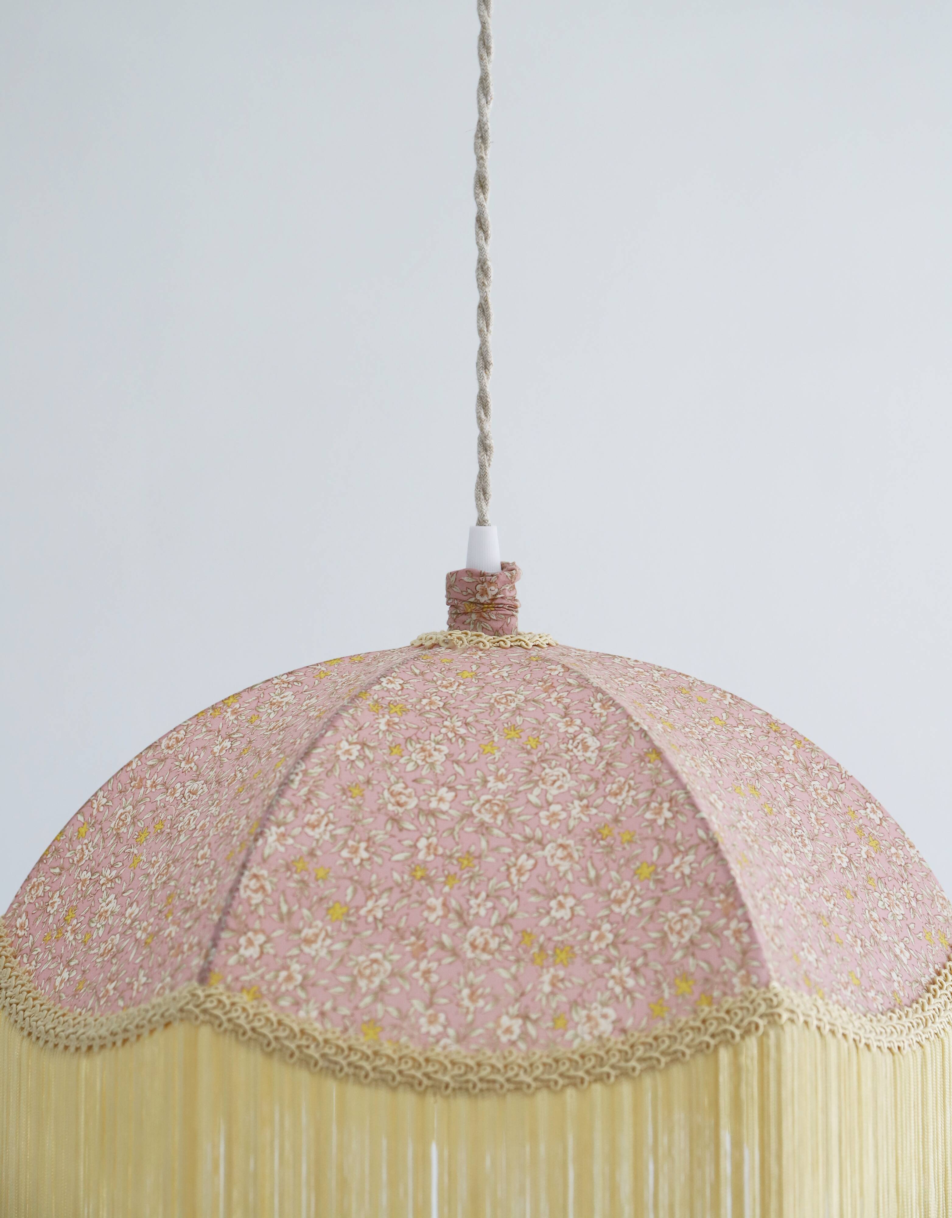 Suspension vintage " parapluie" avec franges