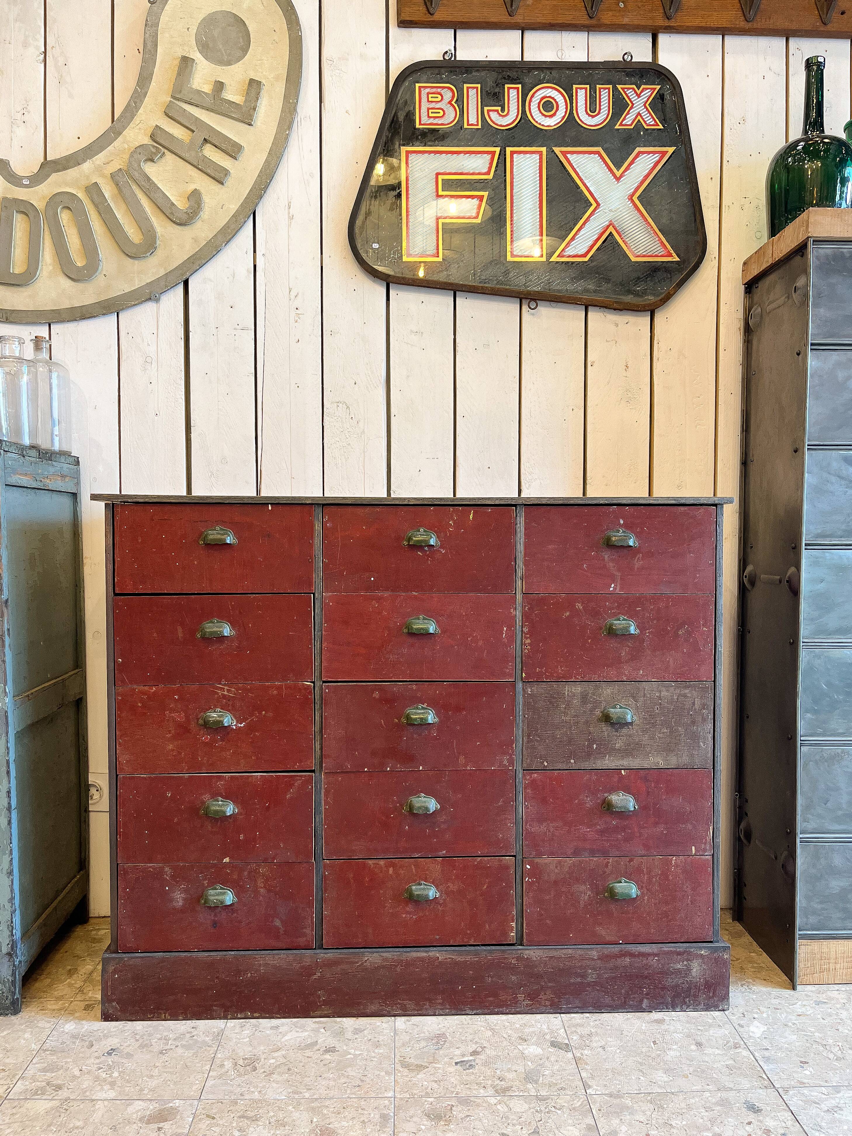 Workshop trade furniture patina red patina