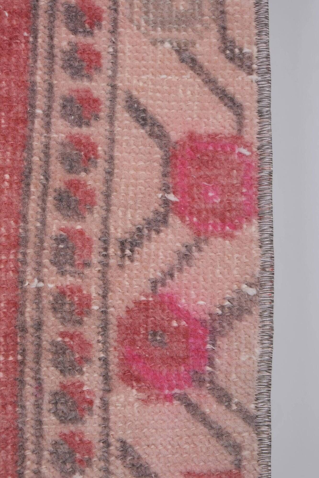Vintage handmade Turkish rug 119x231 cm
