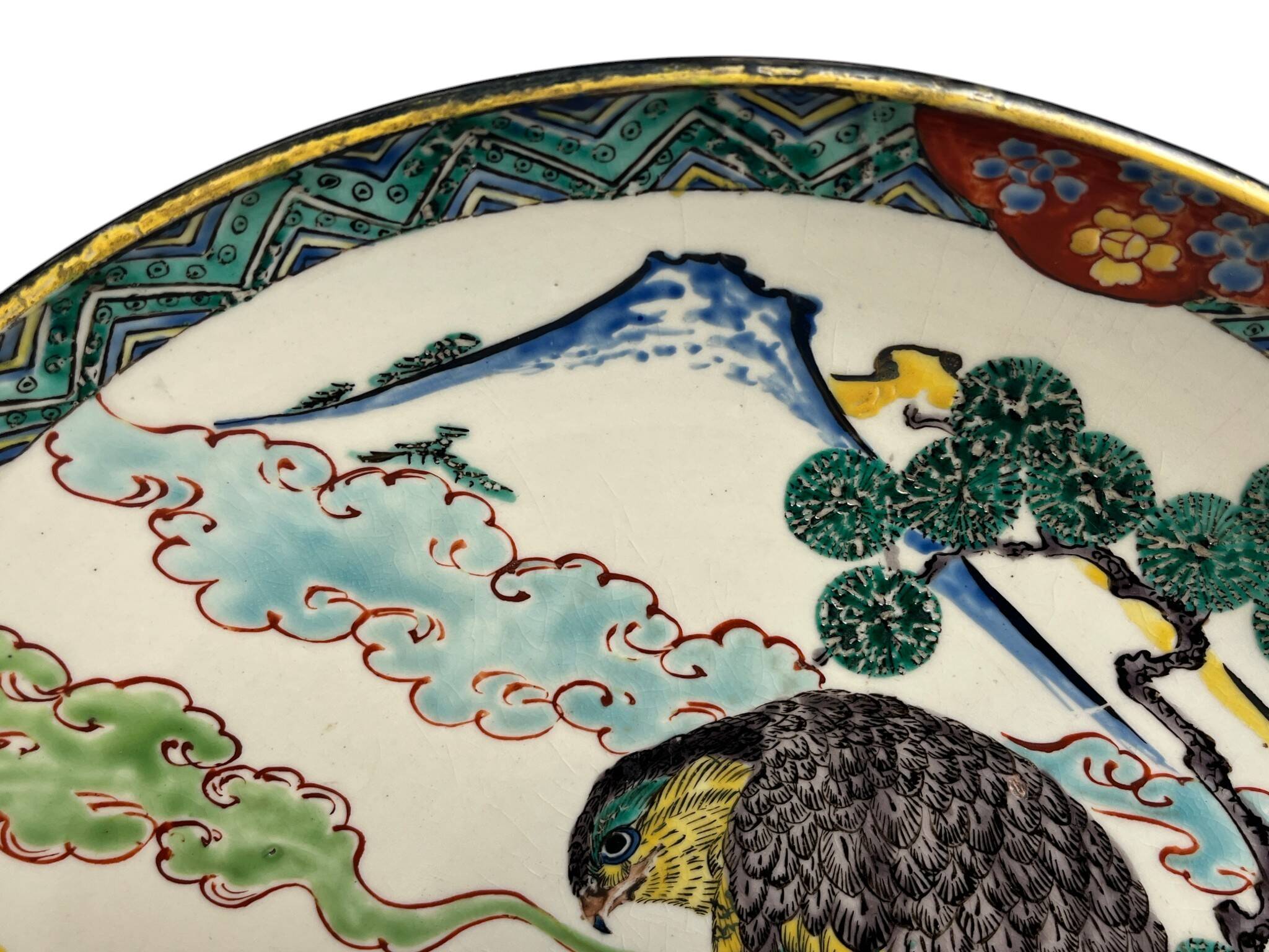 Japan, porcelain plate from Kutani with bird of prey decoration, 19th century.