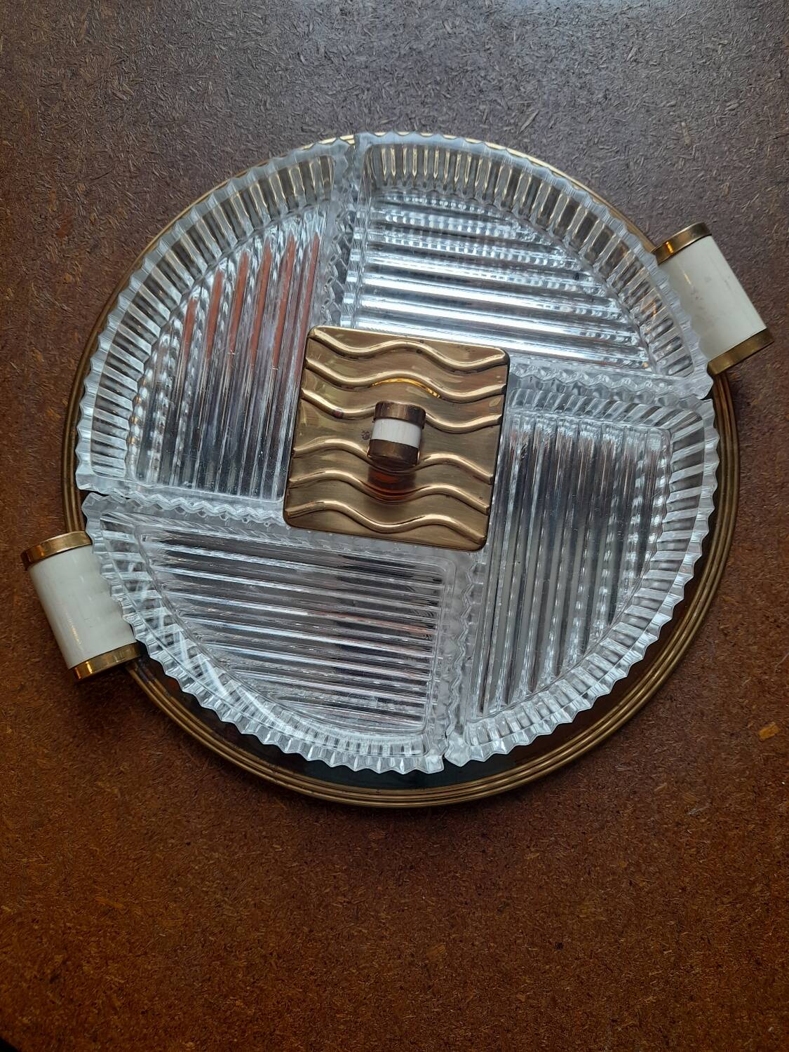 Mirror tray and glass compartment