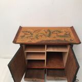 Table de chevet chinoise dessus d'aile des années 60-70