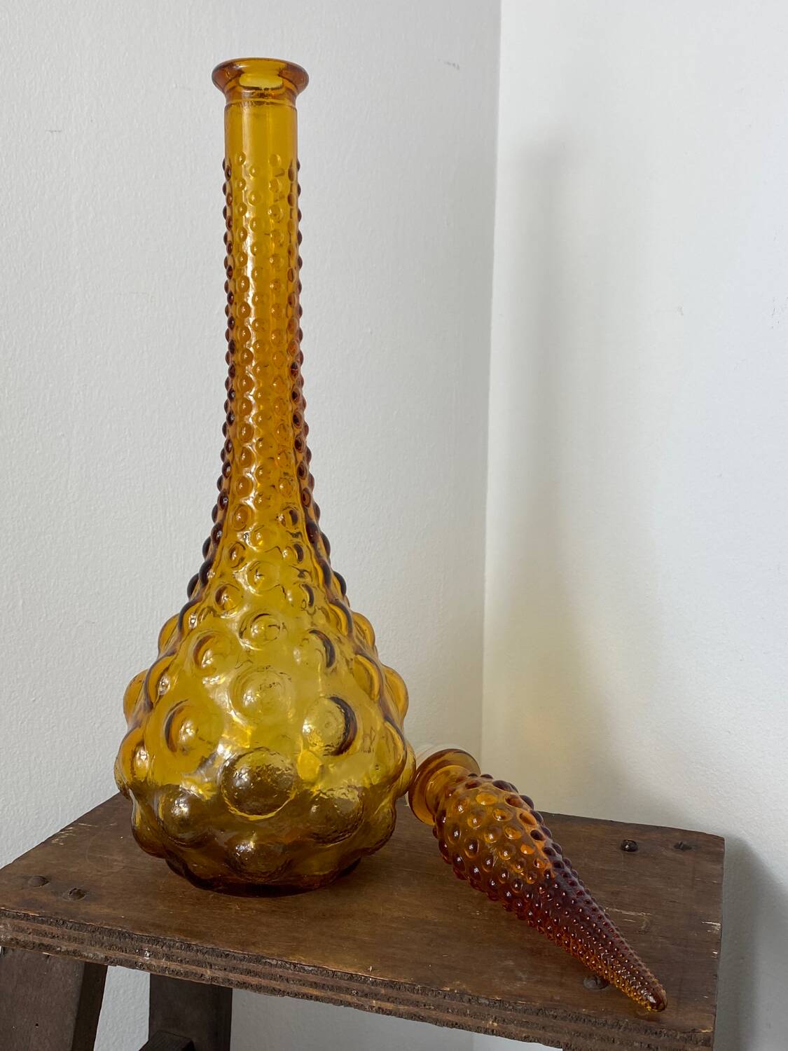 Polished glass carafe