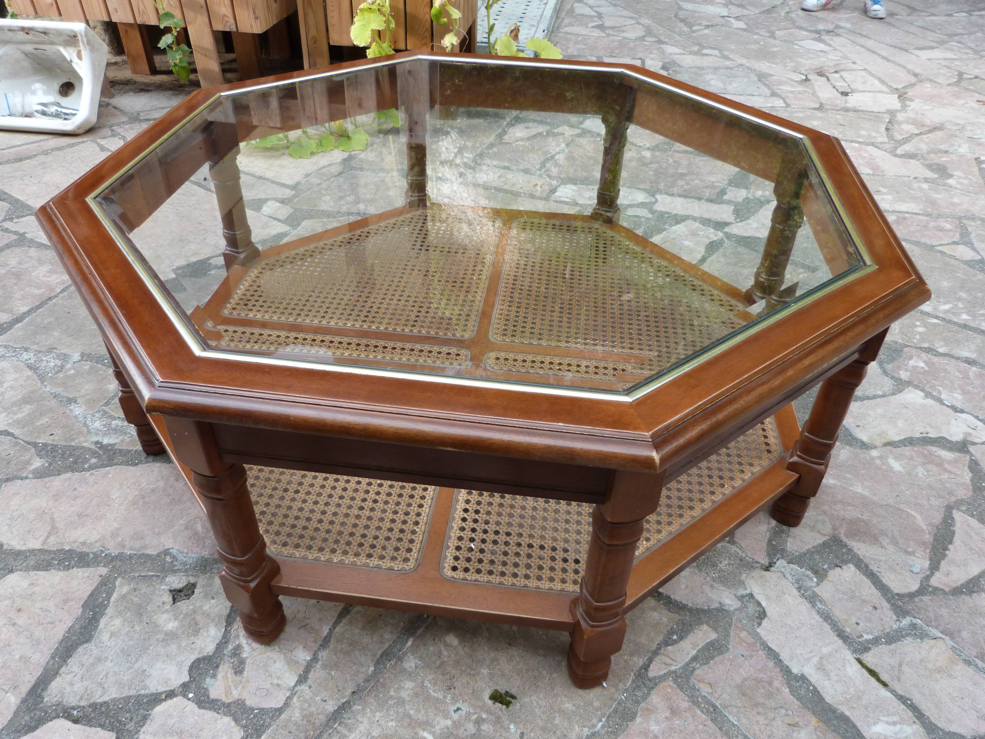 Octagonal table in cherry tree
