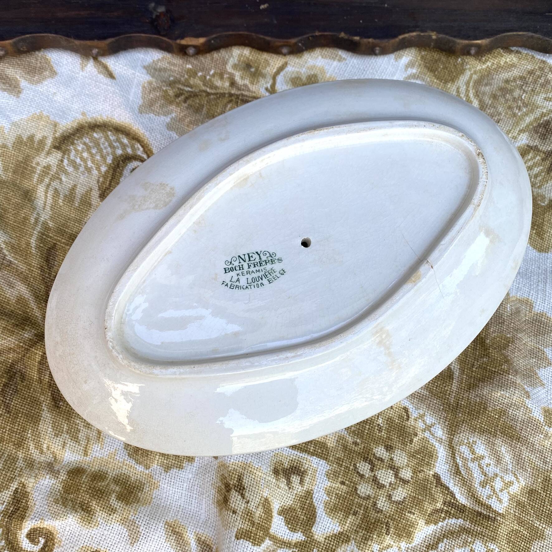 Ironstone sauce boat Boch Frères La Louvière model Ney
