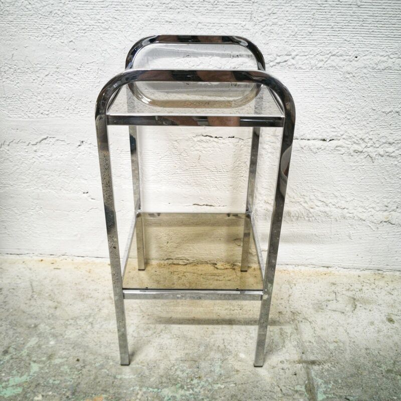 Vintage metal harness