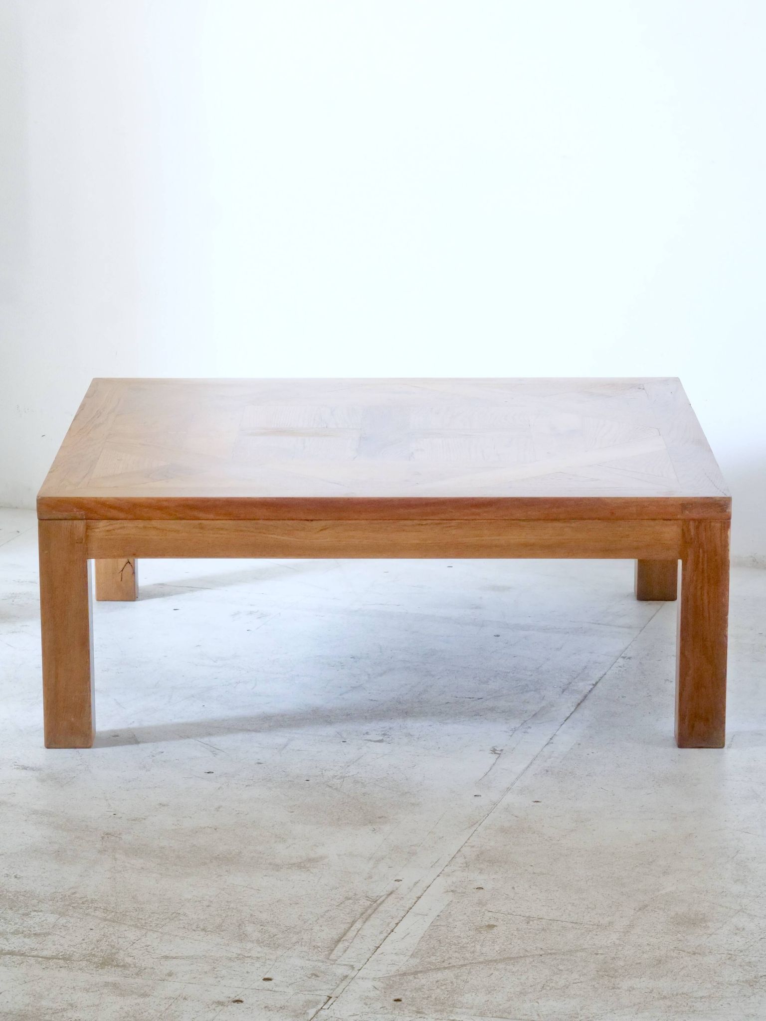 table basse chêne massif Motif Parquet Aremberg du 19e