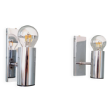 Pair of tubular wall sconces in chrome metal, 1970.