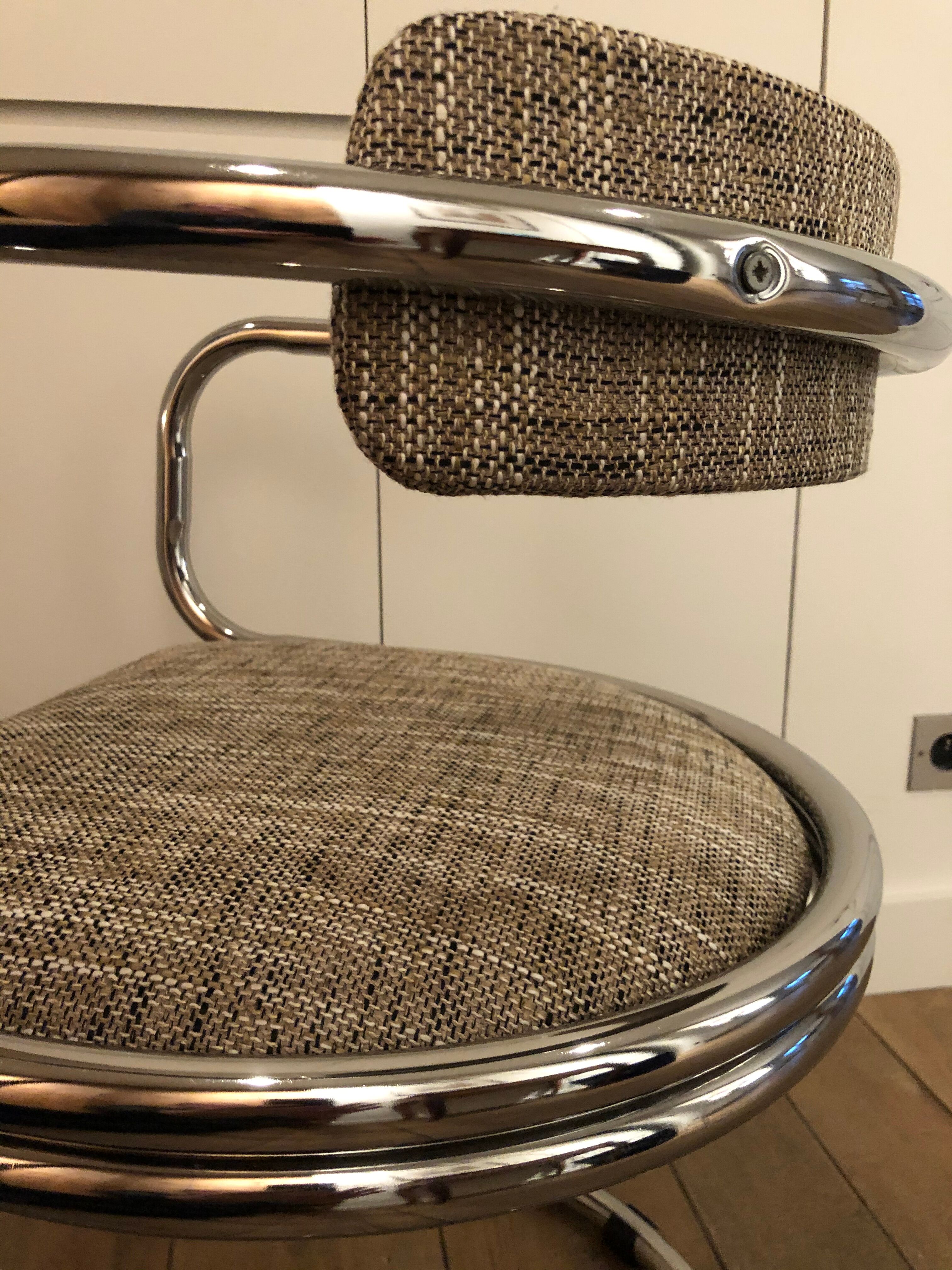 Victoria vintage chair