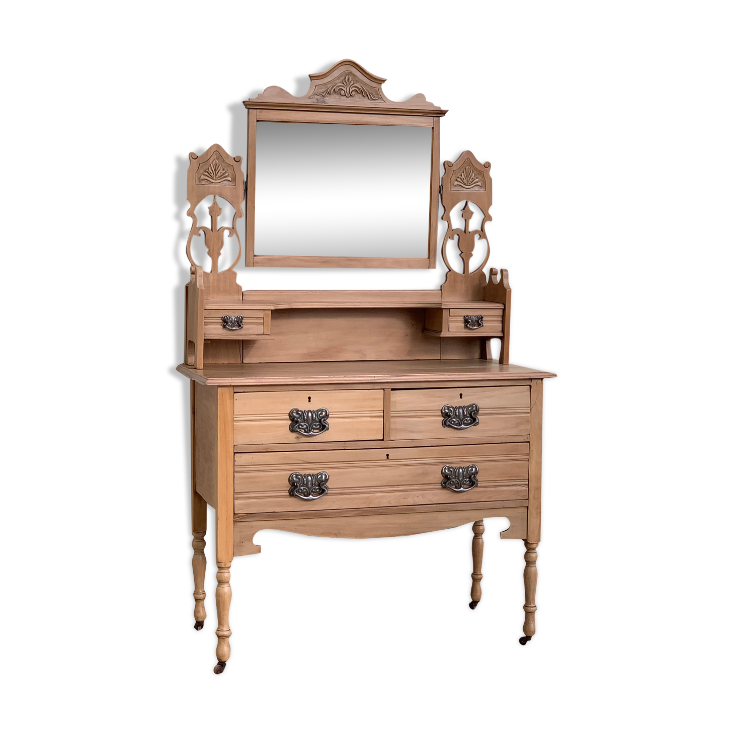 English dressing table 1900