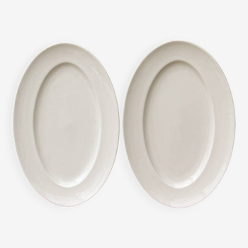 Paire de plats ovales en porcelaine