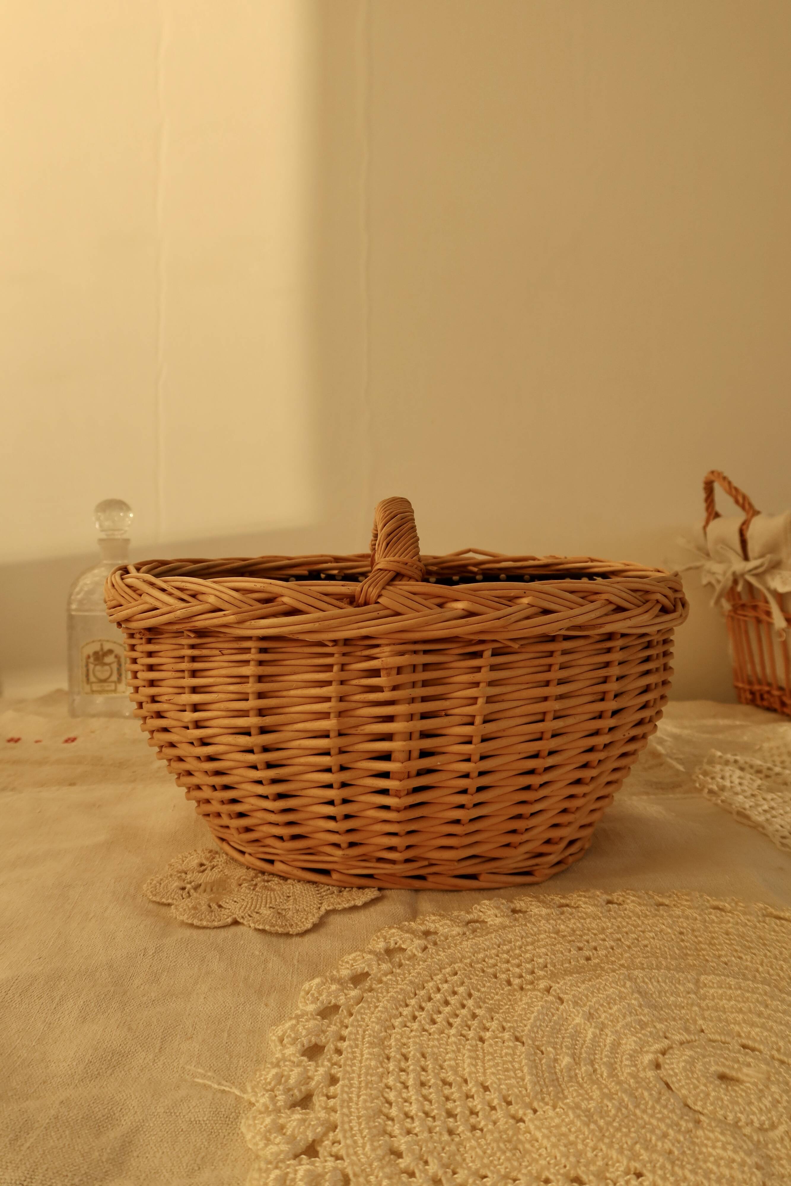 Small vintage wicker basket with navy blue lining and white polka dots - Cottage core